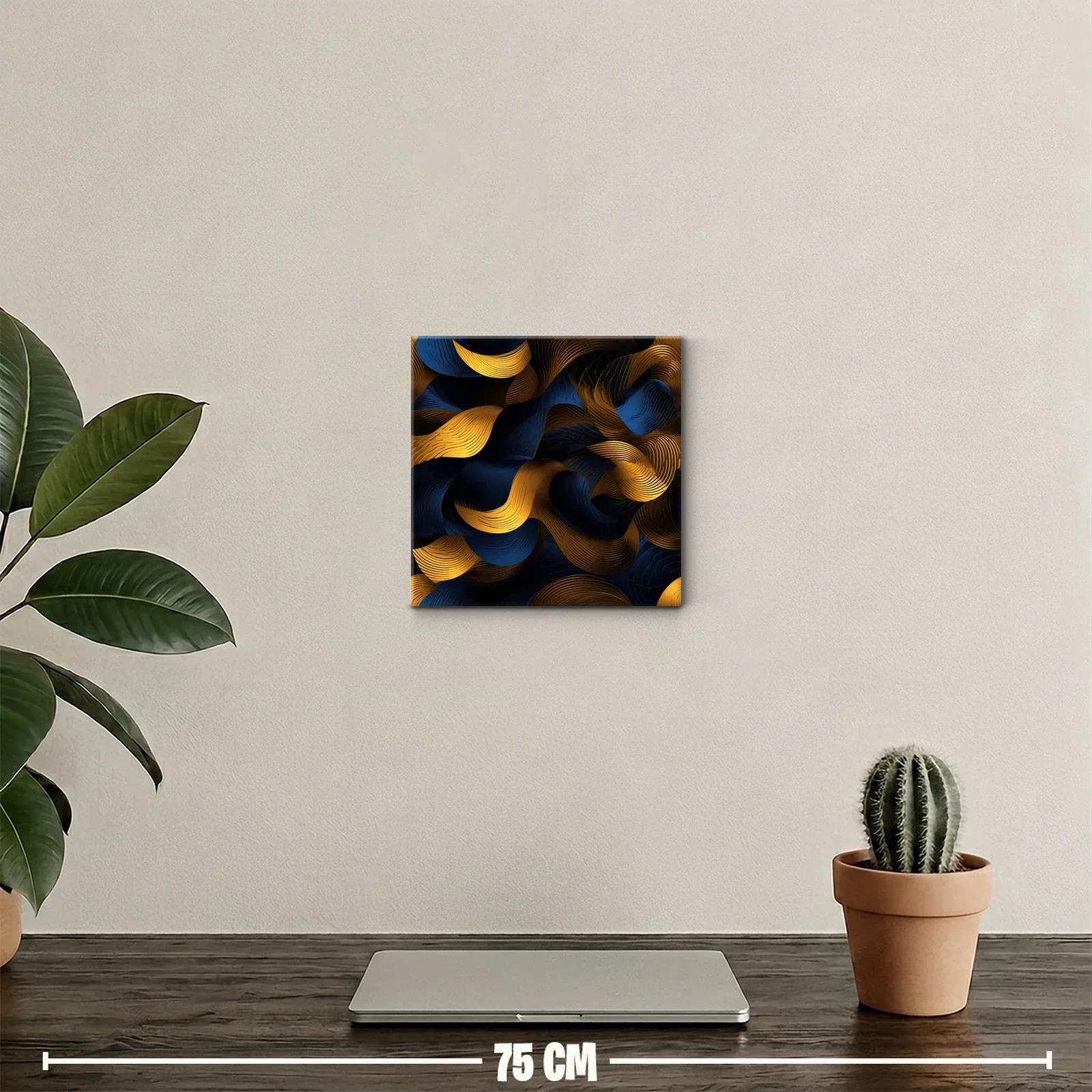 Composiciones fluidas en tonos dorados y azul profundo — miniatura 2
