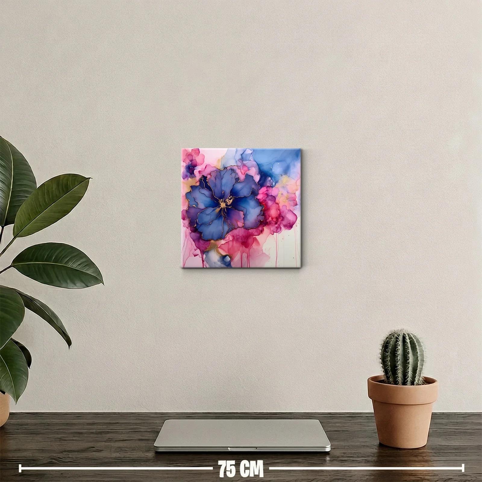 Flor abstracta en tonos azul y rosa con detalles dorados — miniatura 2