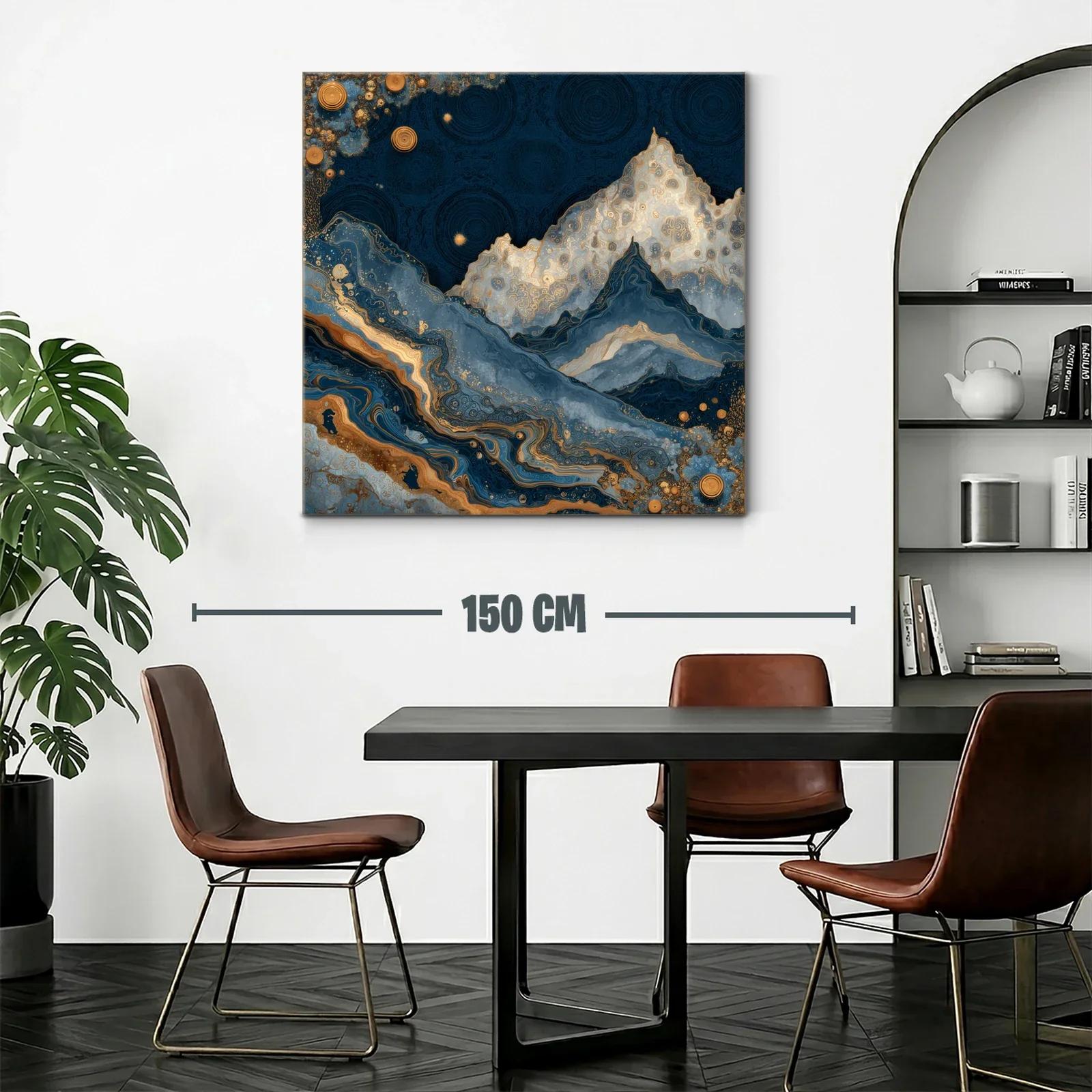 Montañas abstractas con destellos dorados y azul profundo — miniatura 2