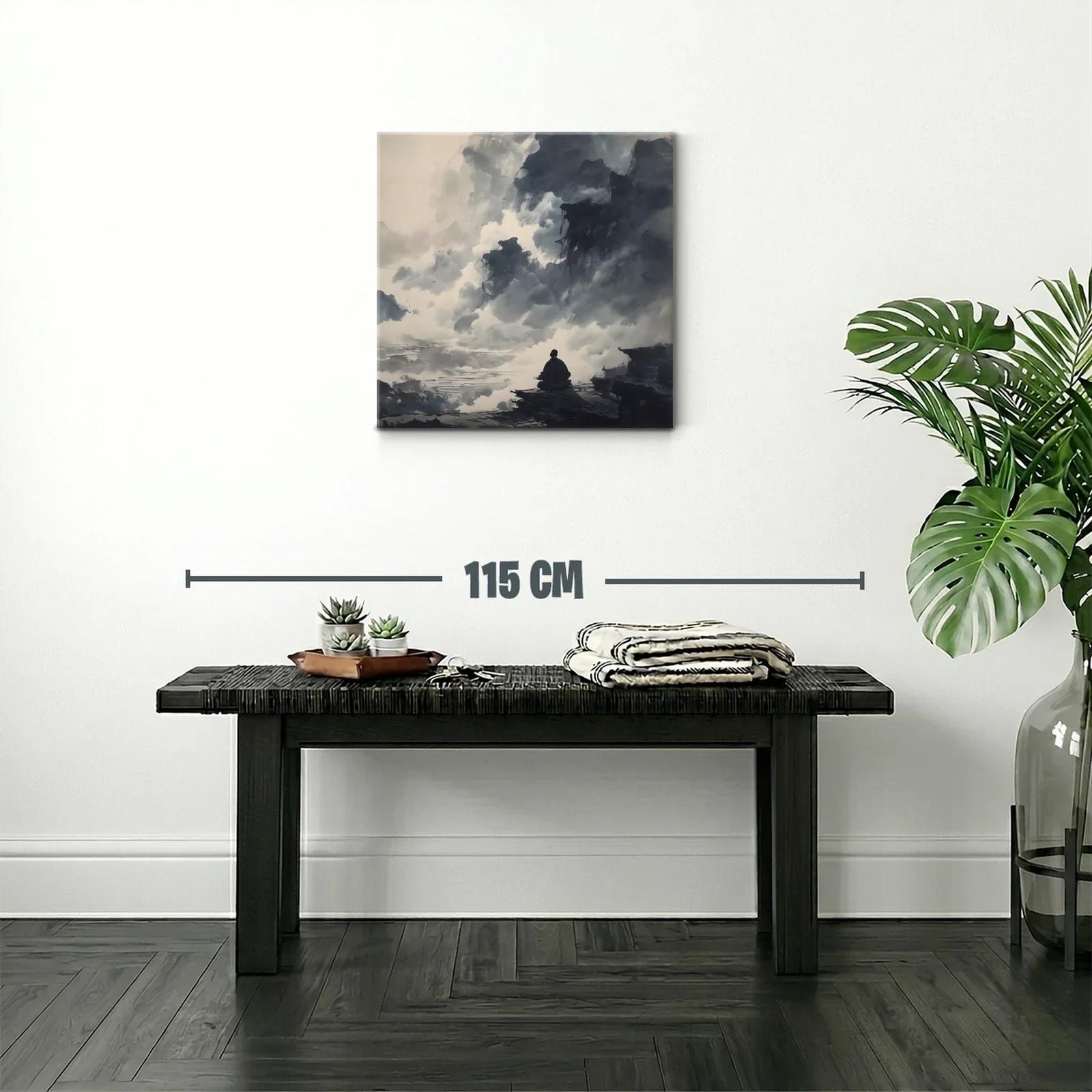 Paisaje contemplativo entre nubes y montañas en gris — miniatura 2