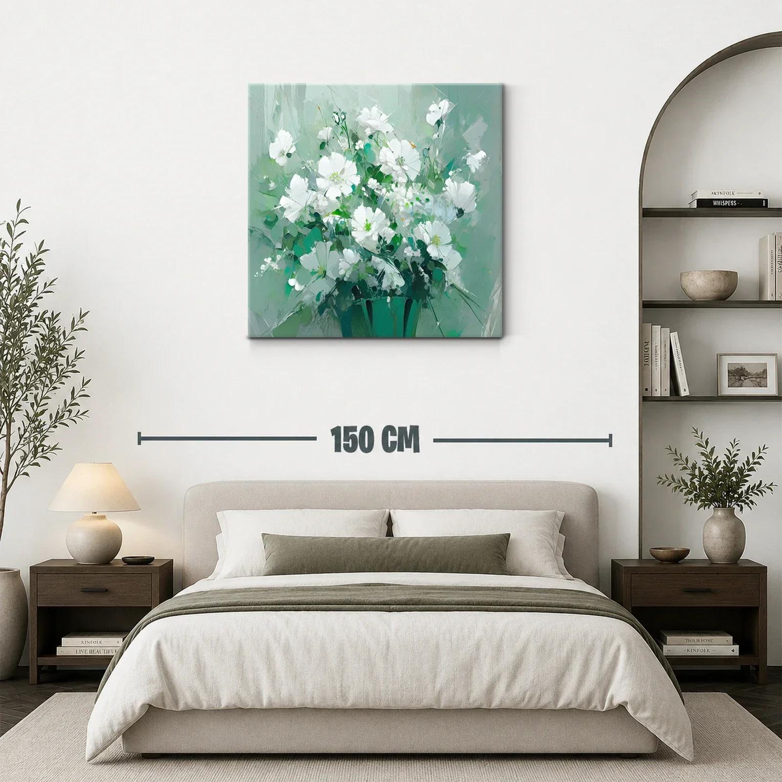 Ramo de flores blancas con fondo verde suave — miniatura 3