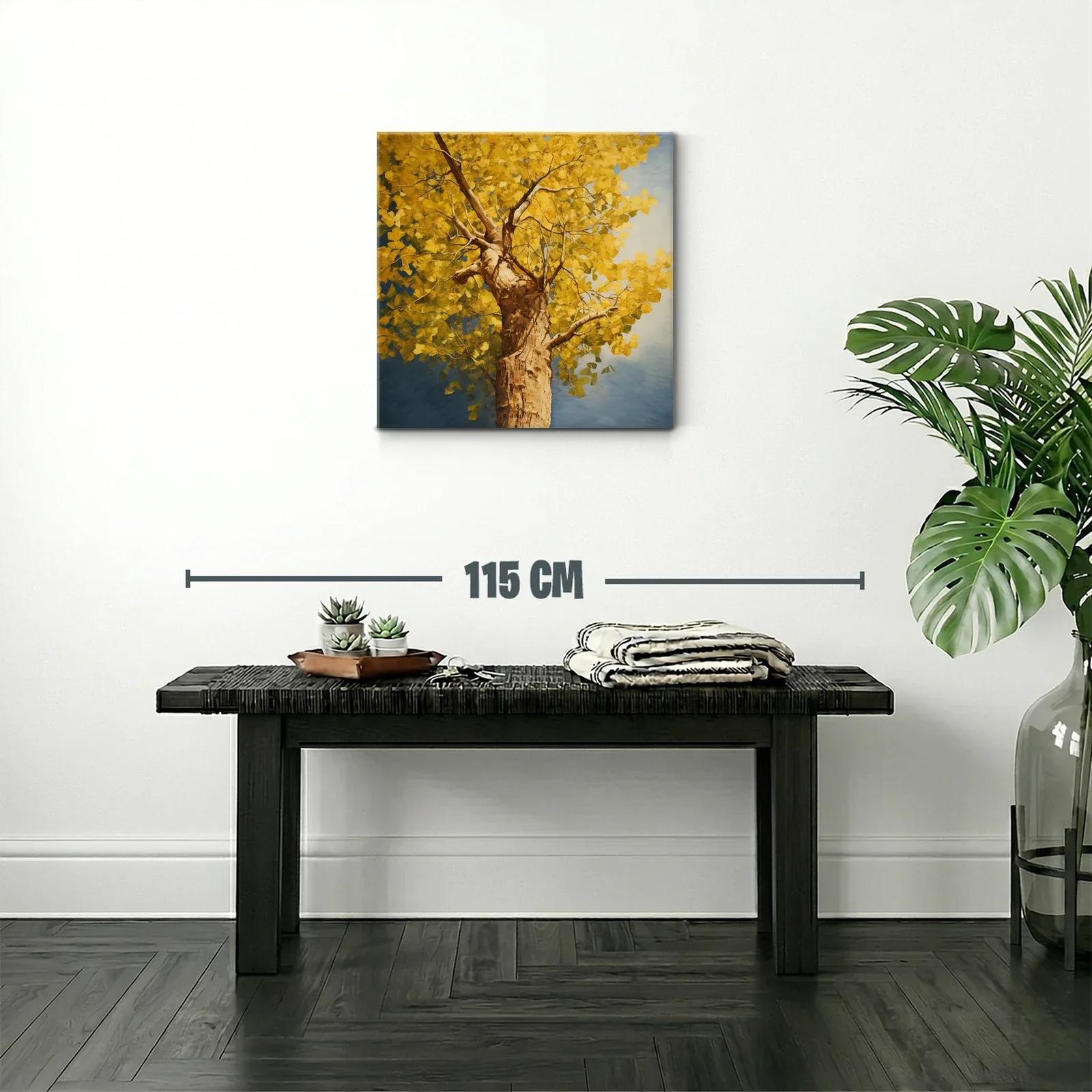 Árbol dorado bajo un cielo sereno — miniatura 2