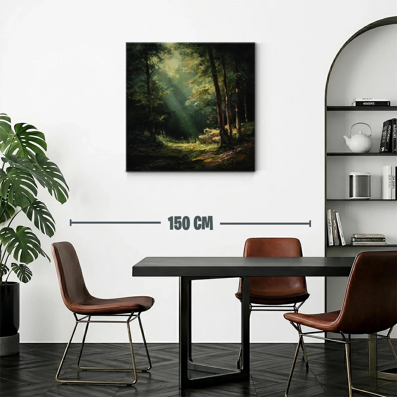 Bosque iluminado con rayos de luz natural — miniatura 2