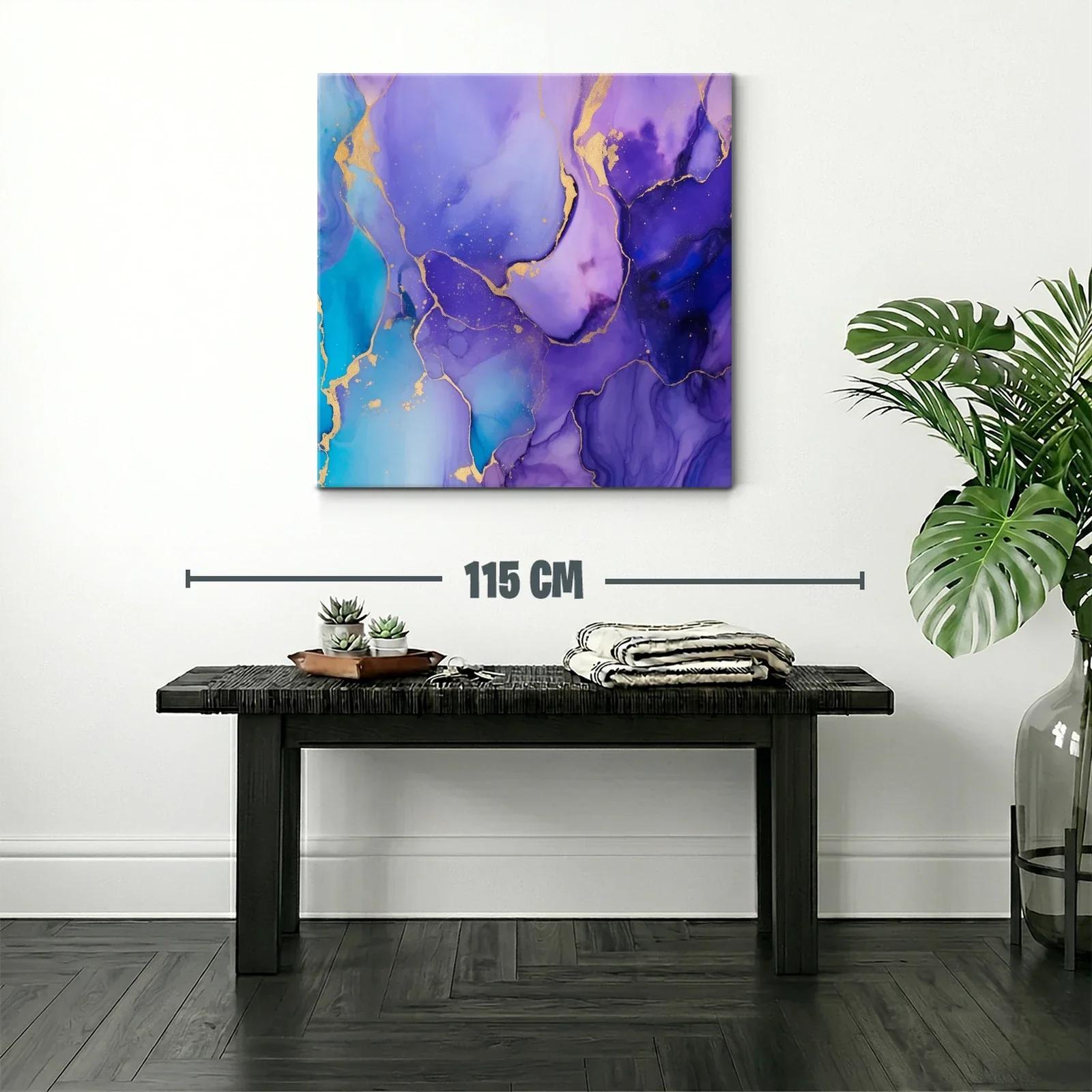 Cuadro abstracto con tonos violetas y detalles dorados vibrantes — miniatura 2