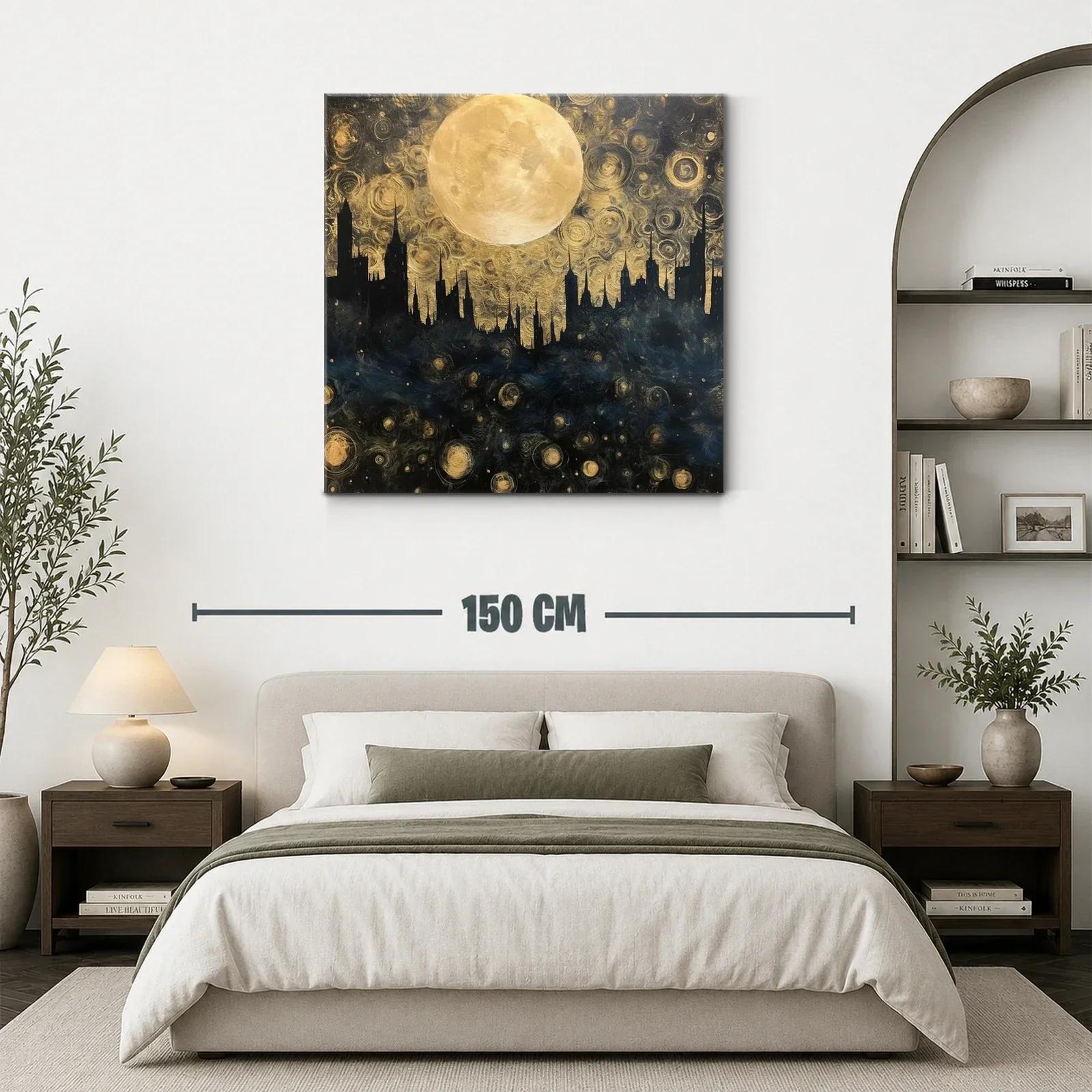Paisaje urbano nocturno con luna llena brillante — miniatura 3