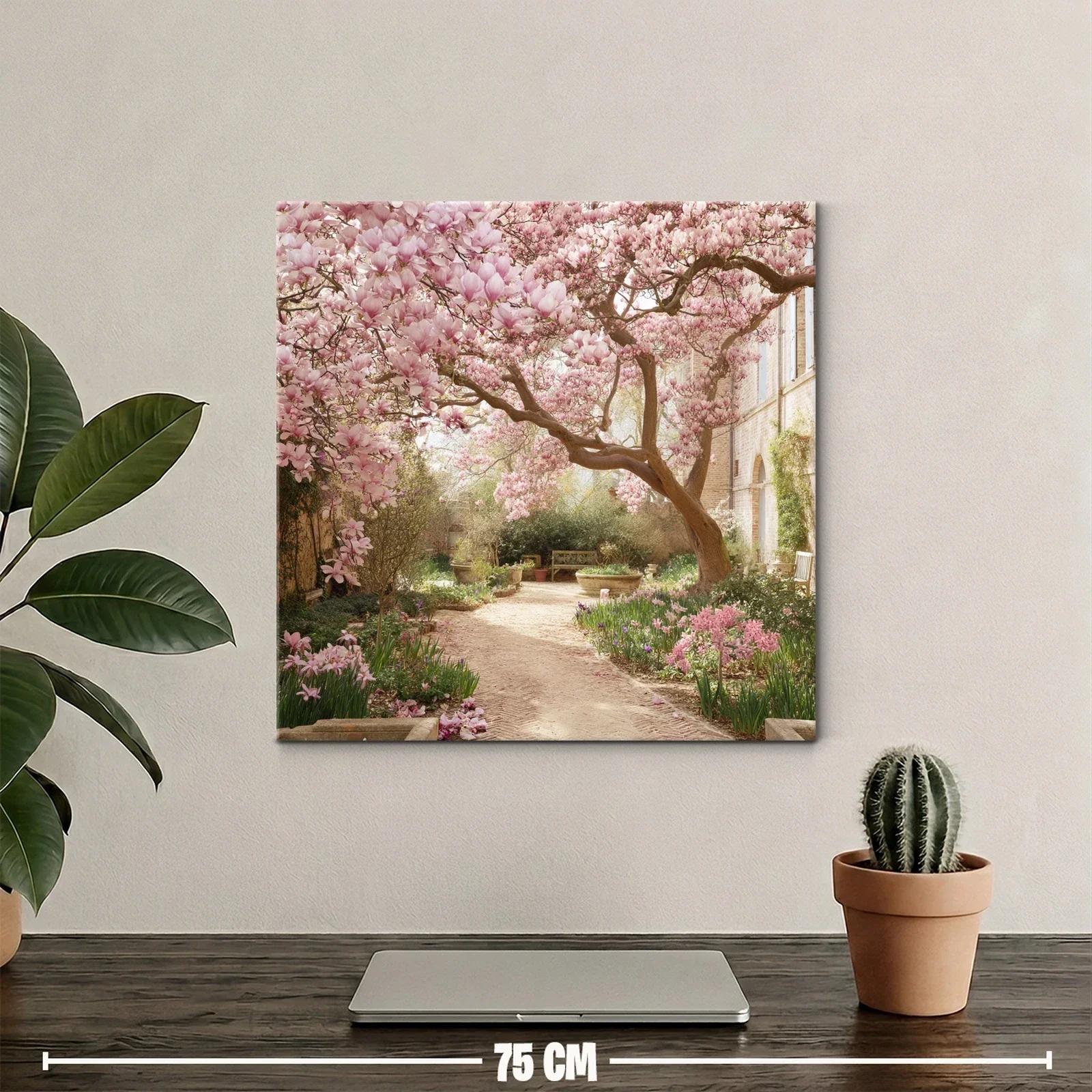 Jardín florecido con árbol de magnolia rosa en primavera — miniatura 2