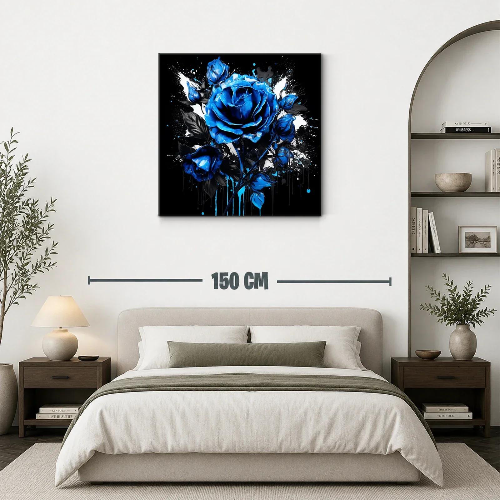 Rosa azul vibrante sobre fondo negro y blanco impactante — miniatura 3