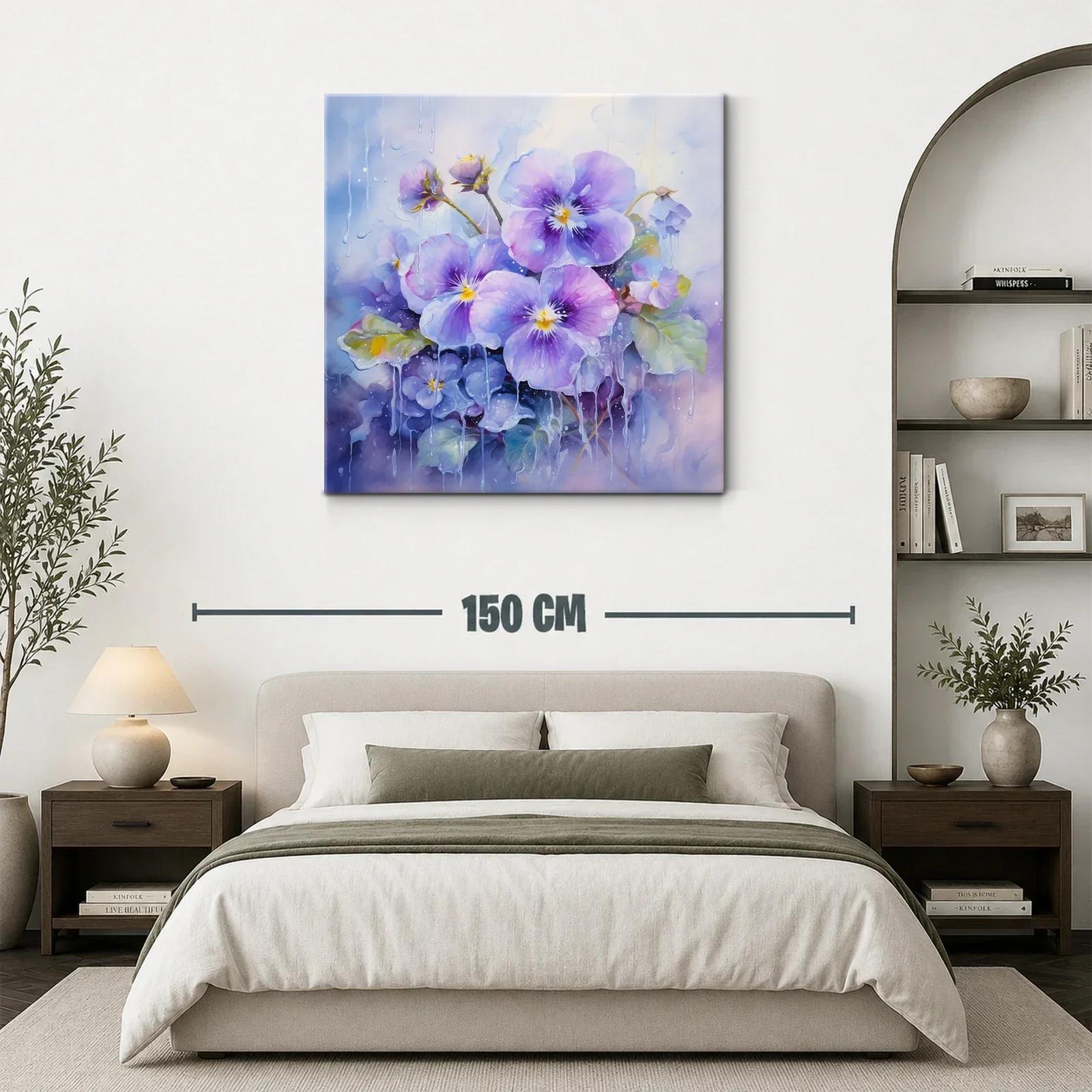 Delicadas flores violetas en composición etérea y brillante — miniatura 3