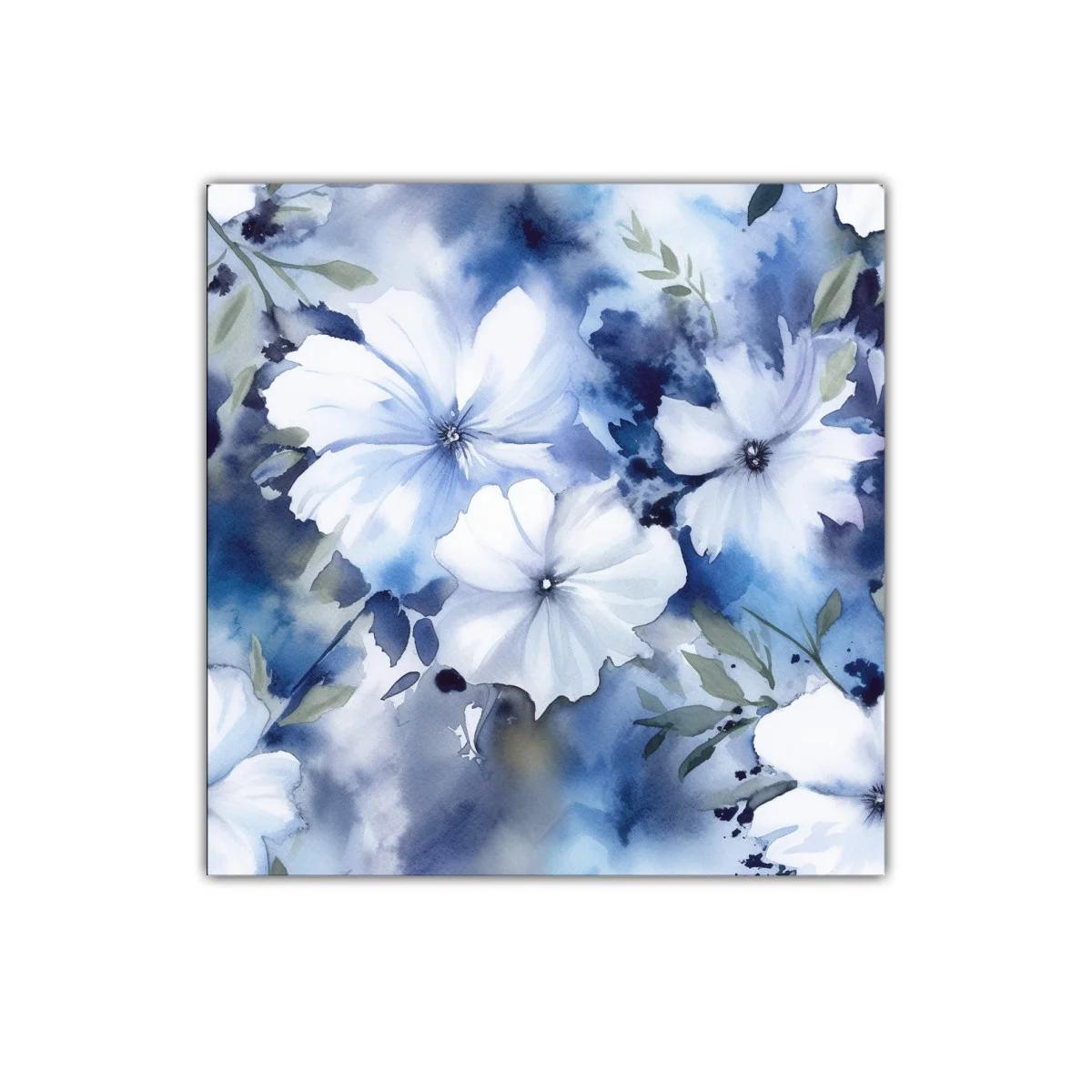 Flores blancas sobre fondo azul en acuarela delicada — imagen principal
