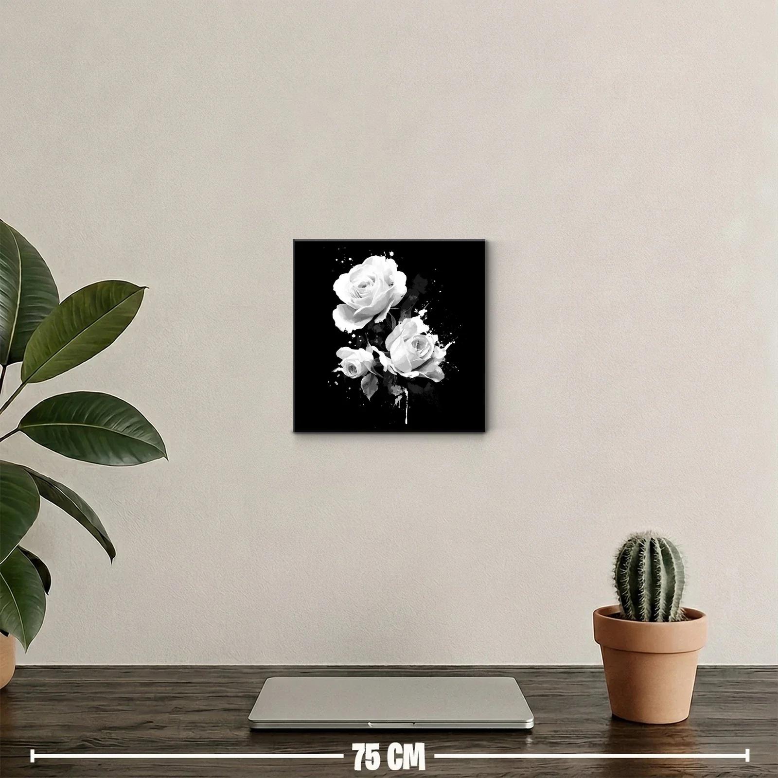 Elegancia floral en rosas blancas sobre fondo negro — miniatura 2