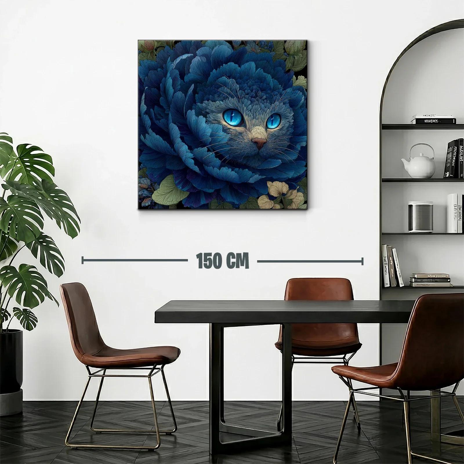 Gato entre pétalos azules con mirada hipnótica y detalle floral — miniatura 2