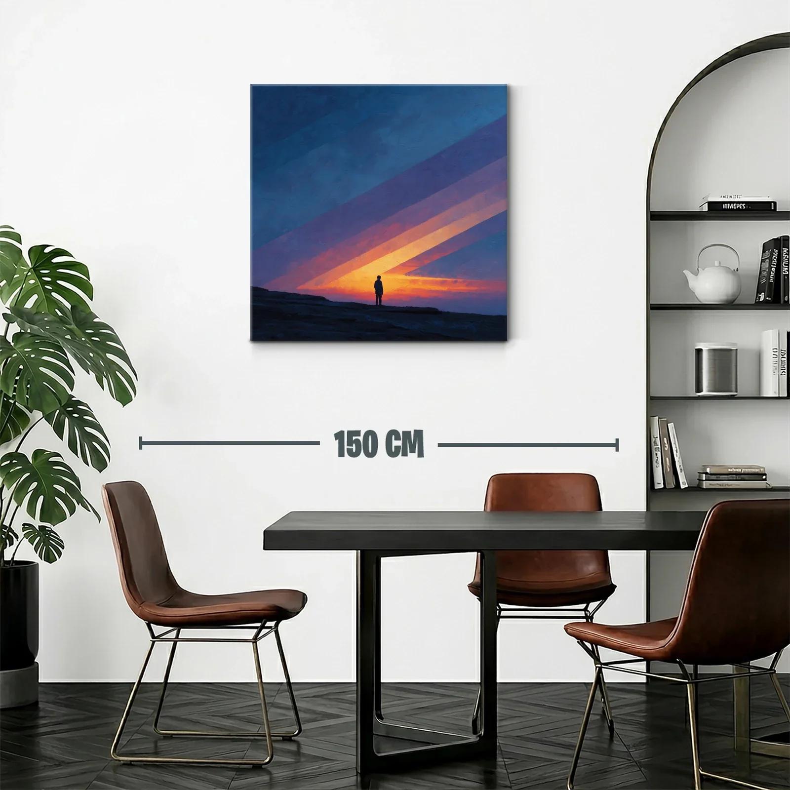 Figura solitaria ante un cielo al amanecer azul y naranja — miniatura 2