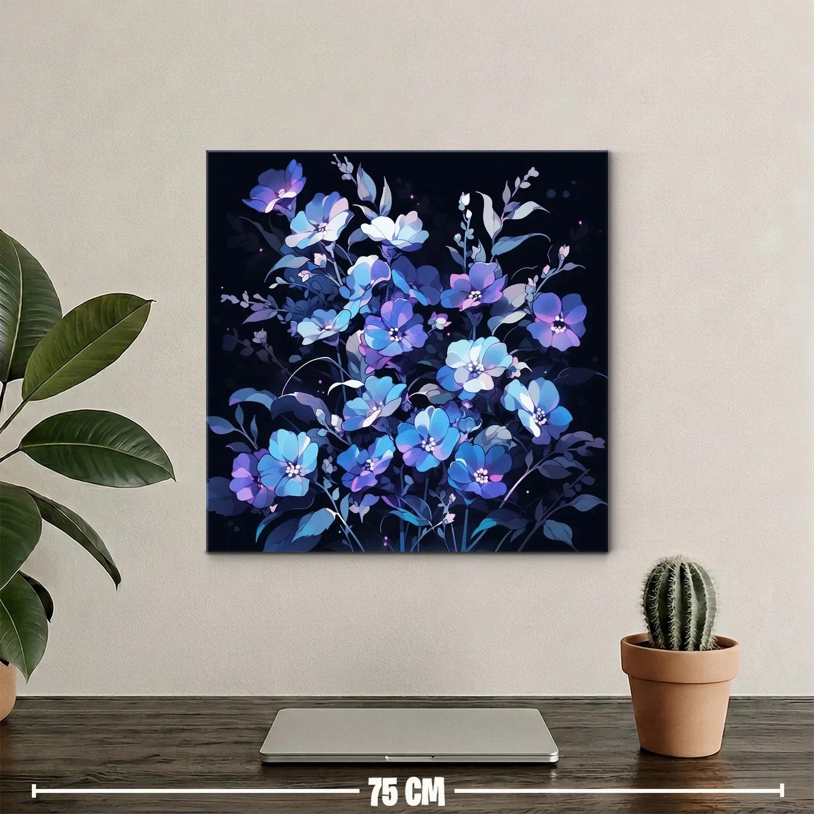 Ramo de flores en tonos azulados y lilas sobre fondo oscuro — miniatura 2