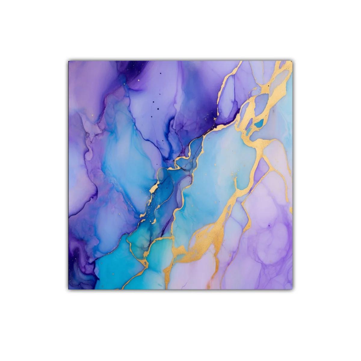 Cuadro abstracto con tonos azules y violetas y toques dorados