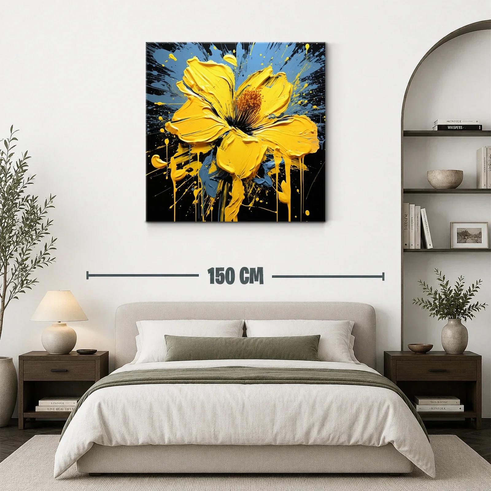Flor explosiva en amarillo vibrante con toques azulados — miniatura 3