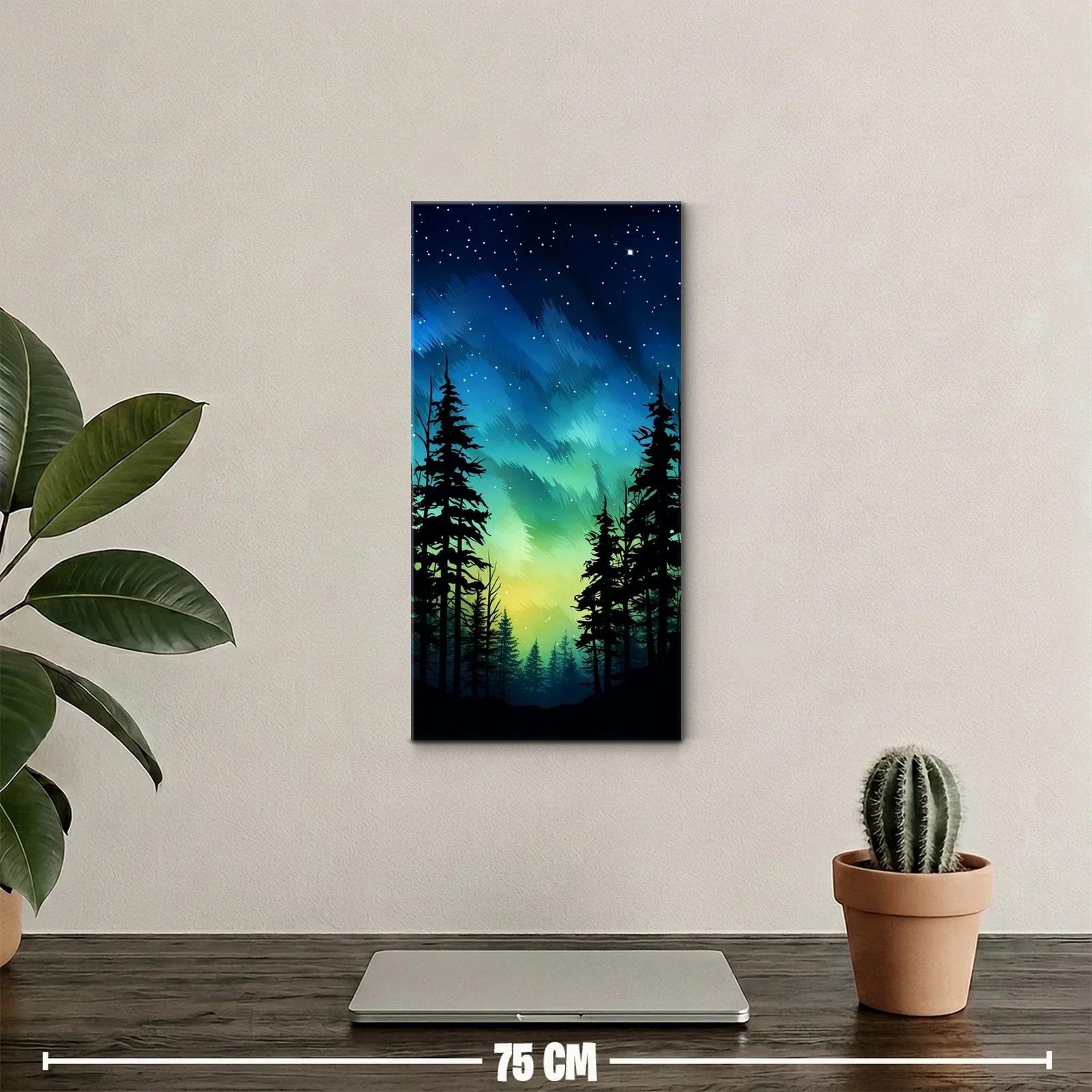 Cuadro aurora boreal sobre bosque de pinos en silueta — miniatura 2