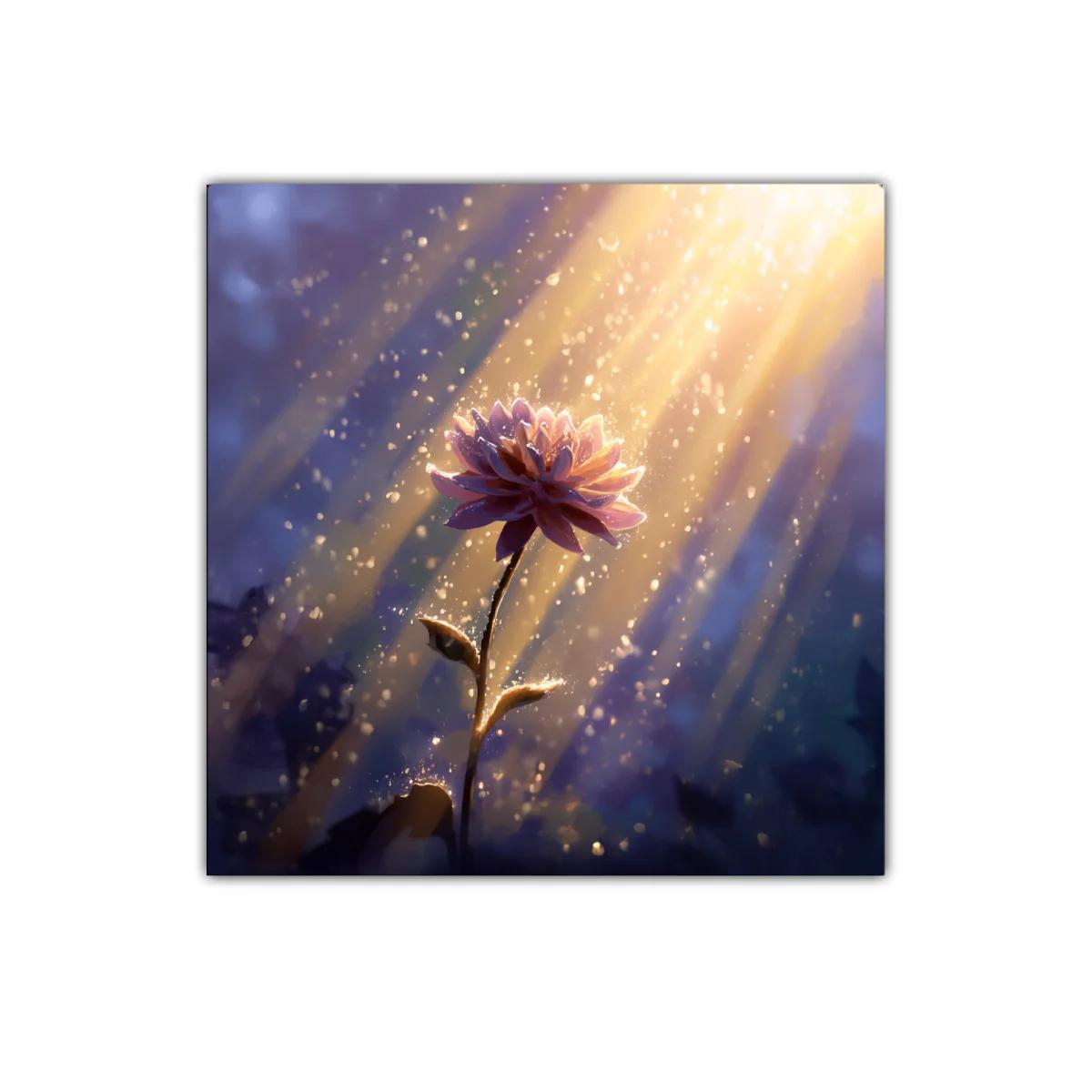 Flor iluminada por rayos dorados en fondo azul profundo — imagen principal