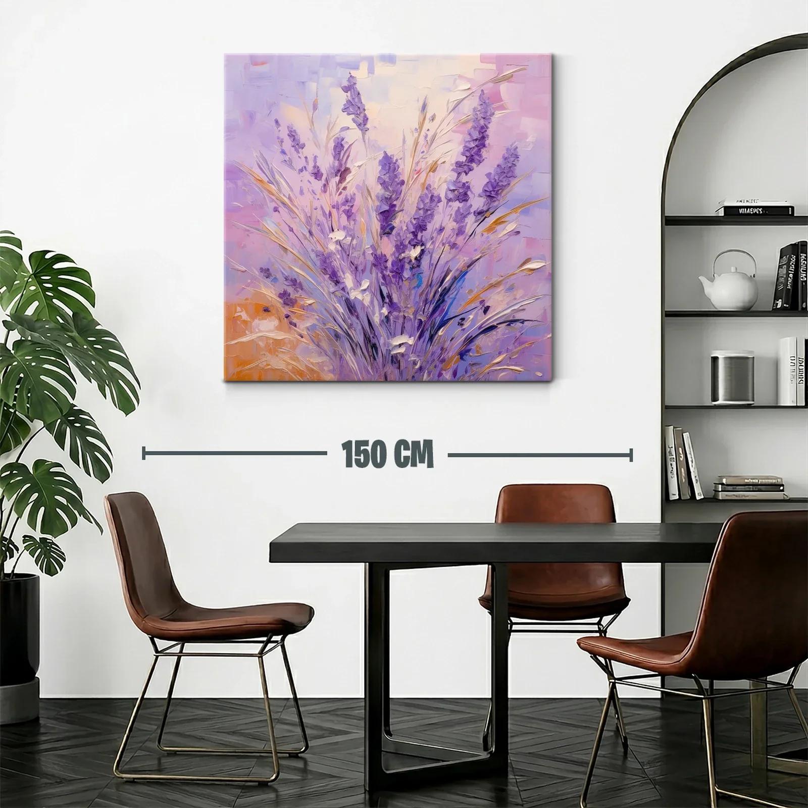 Ramo de lavanda en tonos suaves y cálidos — miniatura 2