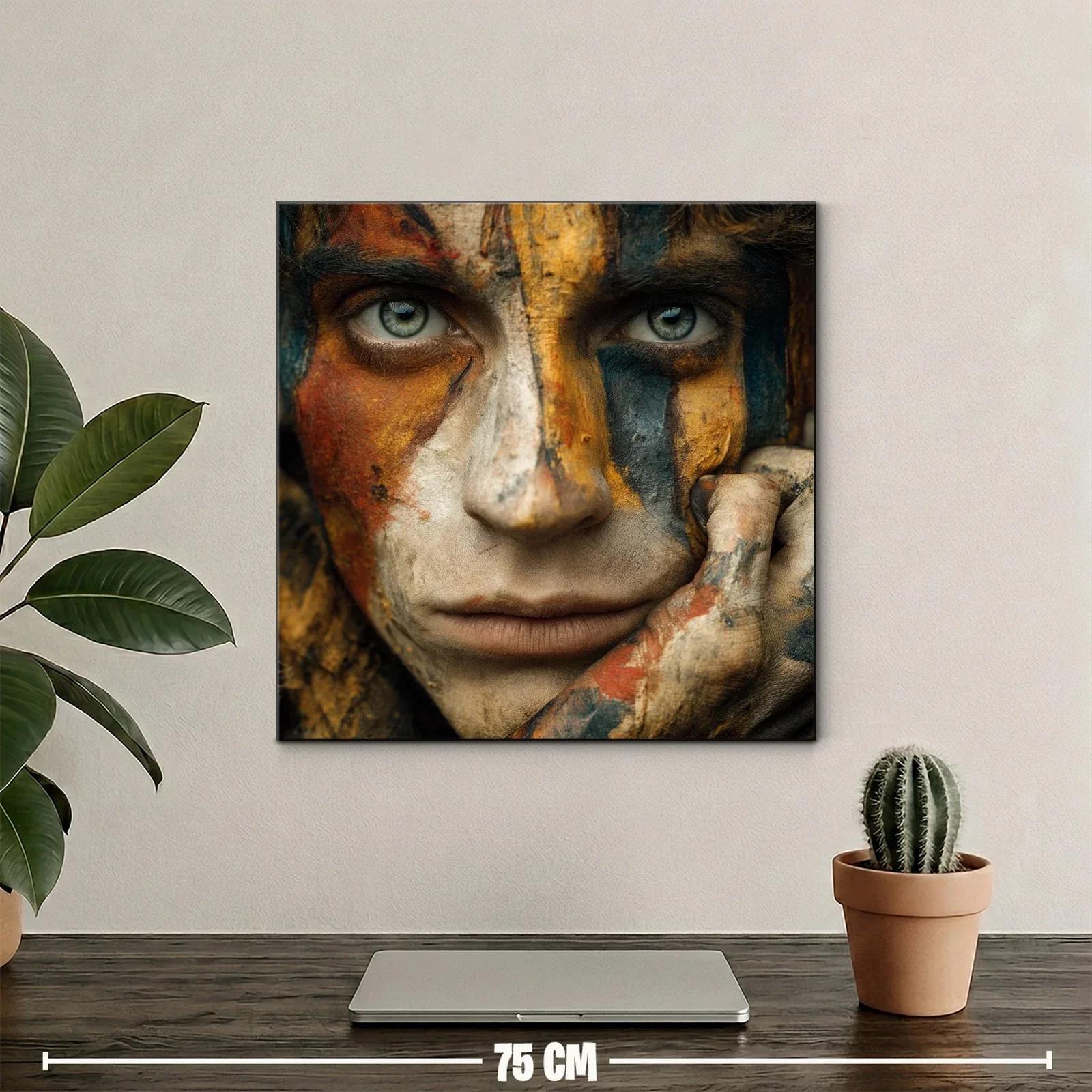Rostro con pintura tribal en tonos tierra y azules profundos — miniatura 2
