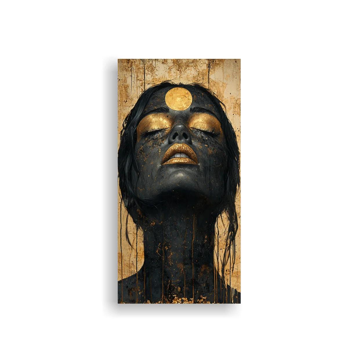 Cuadro rostro de mujer con disco dorado y pintura negra