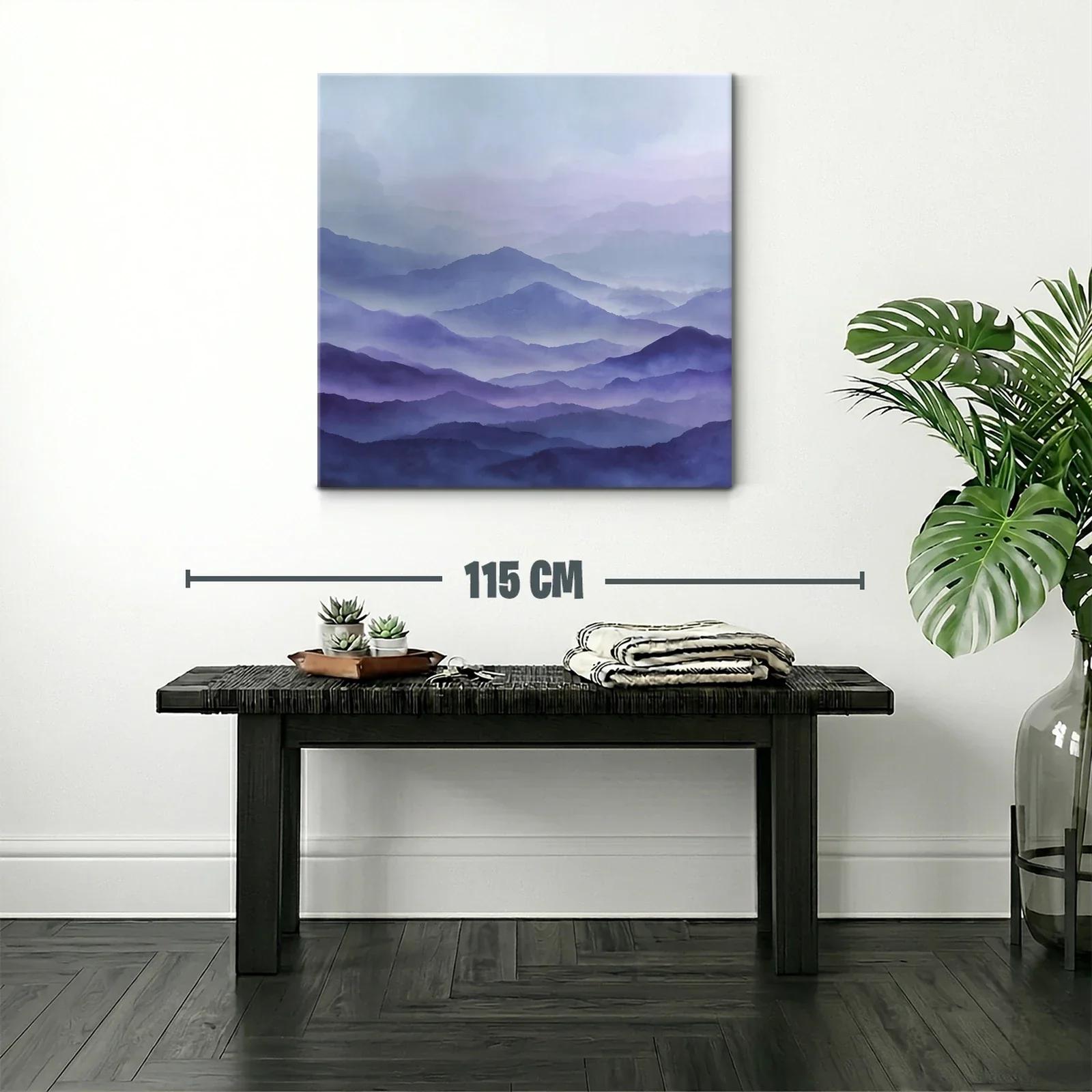 Paisaje de montañas en tonos azules y violeta suaves — miniatura 2