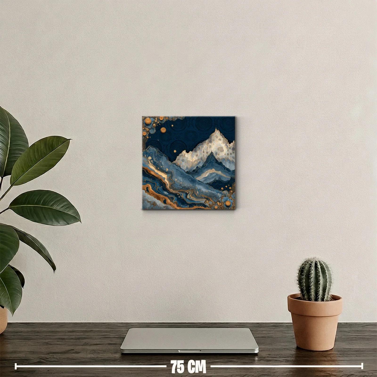 Montañas abstractas con destellos dorados y azul profundo — miniatura 2