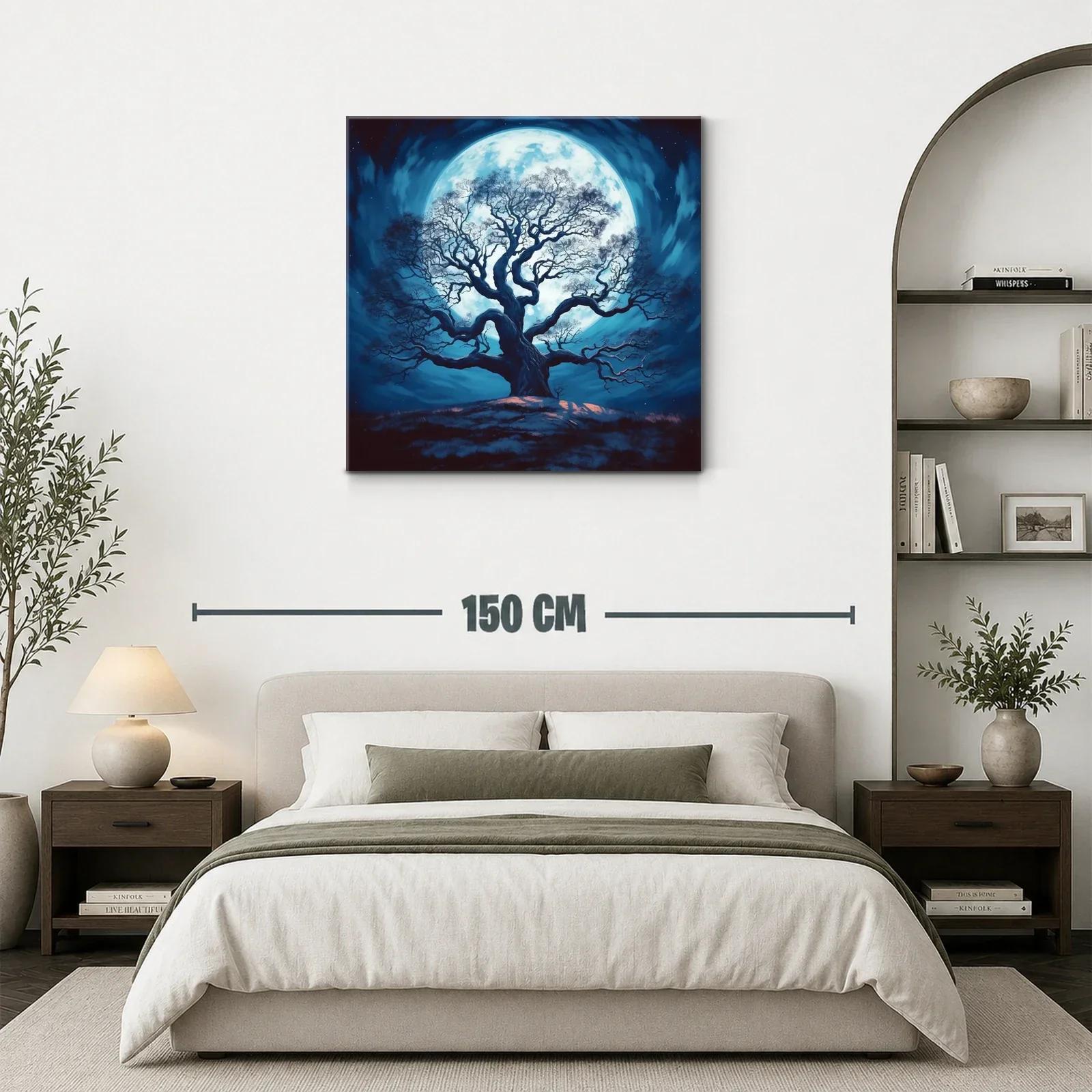 Árbol solitario frente a luna llena azul vibrante — miniatura 3