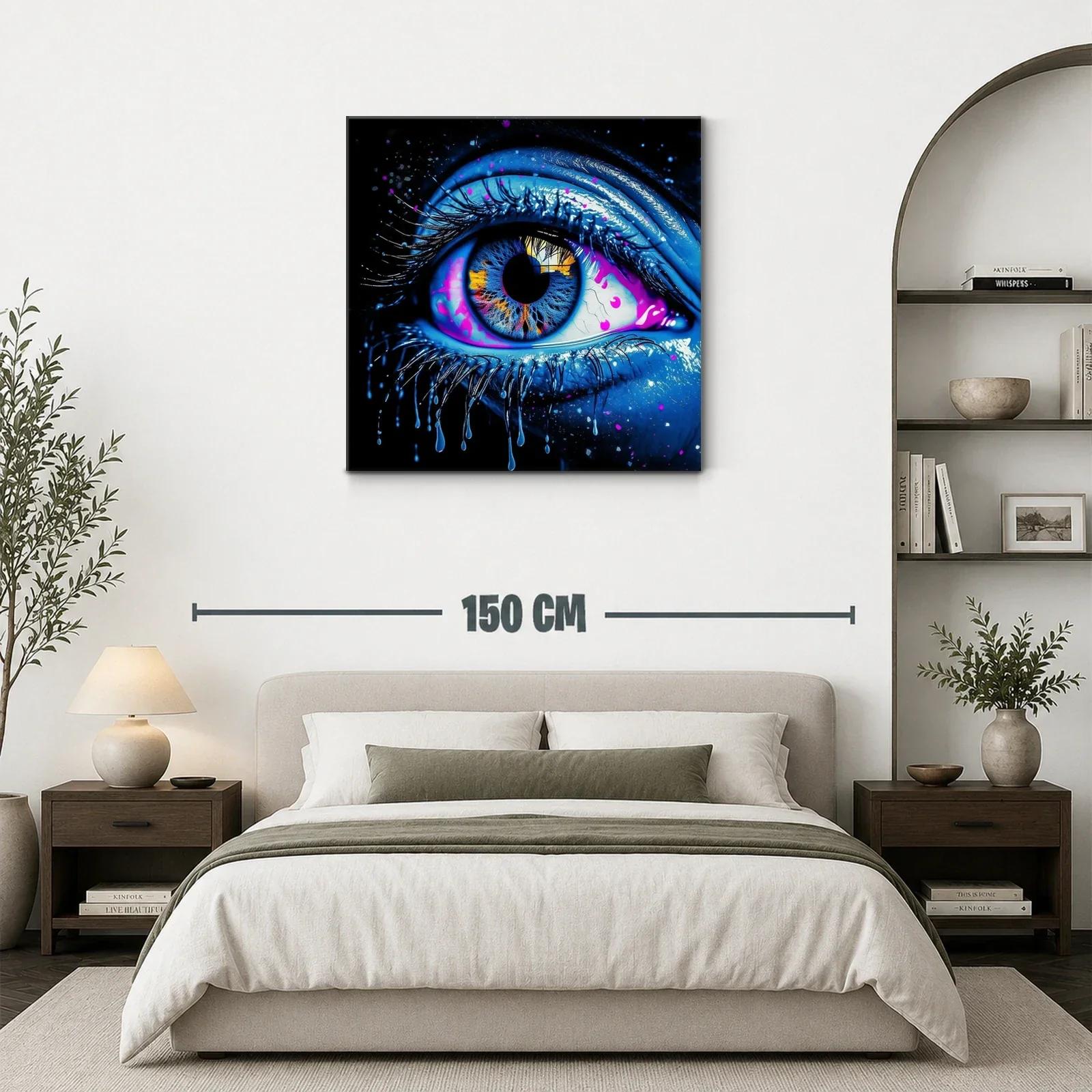 Impactante mirada con vibrantes tonos azules y detalles fluorescentes — miniatura 3