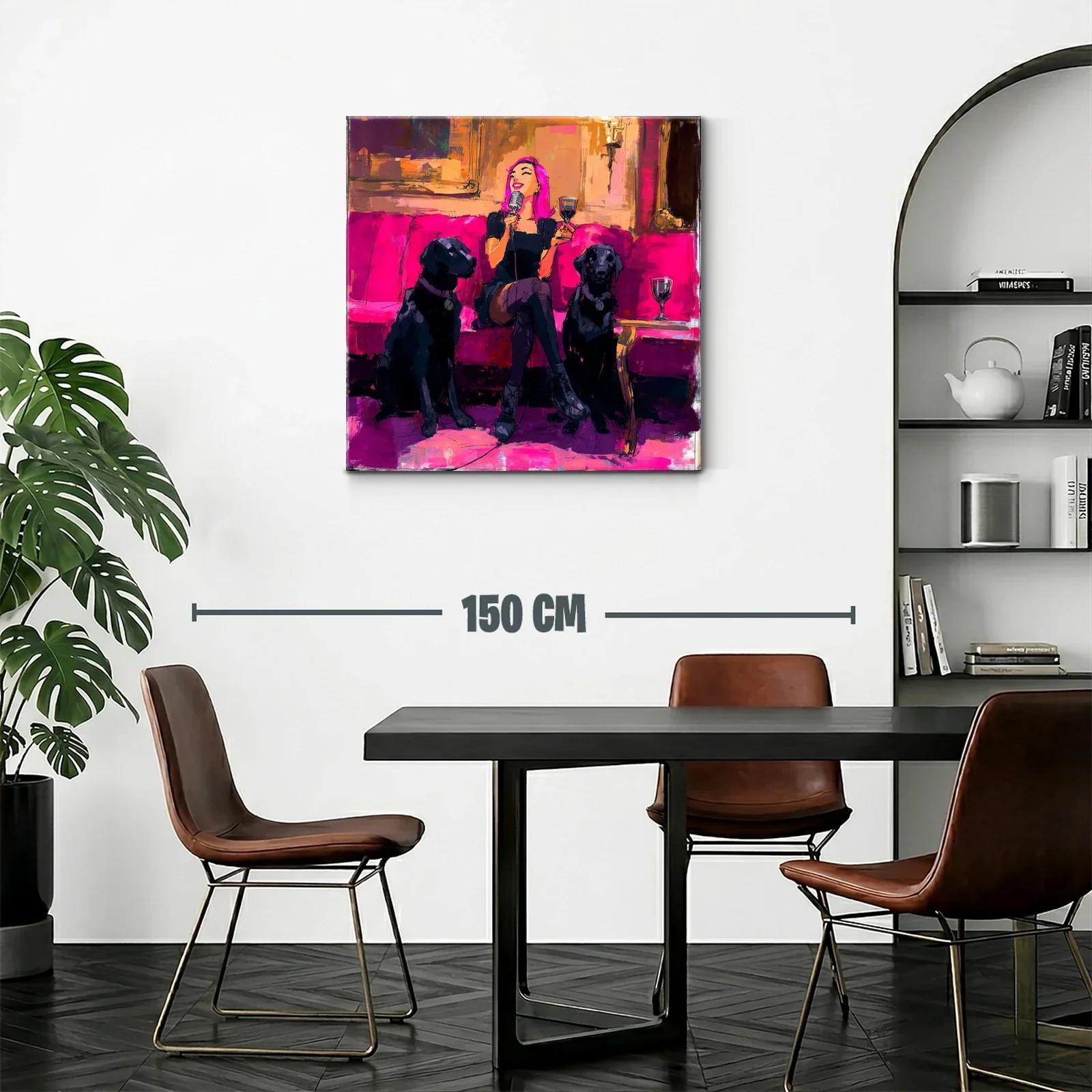 Divertida escena nocturna con mujer y perros en tonos fucsia — miniatura 2