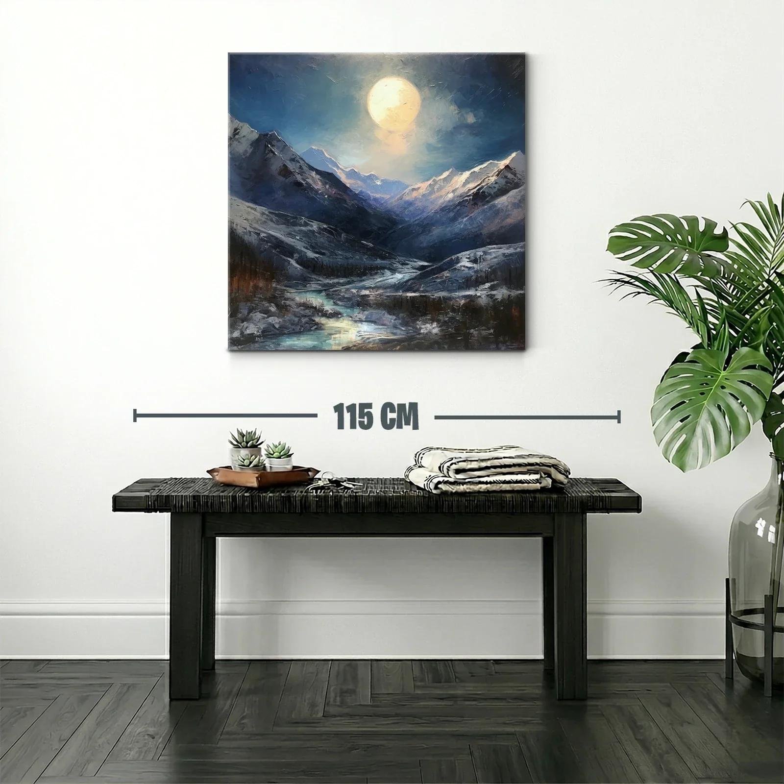 Paisaje nocturno con montañas nevadas y luna llena brillante — miniatura 2