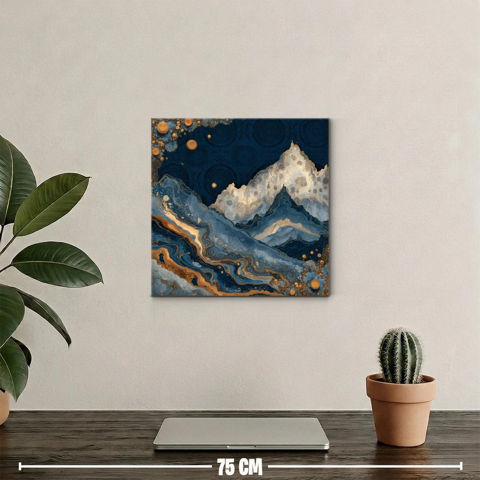 Montañas abstractas con destellos dorados y azul profundo — miniatura 2