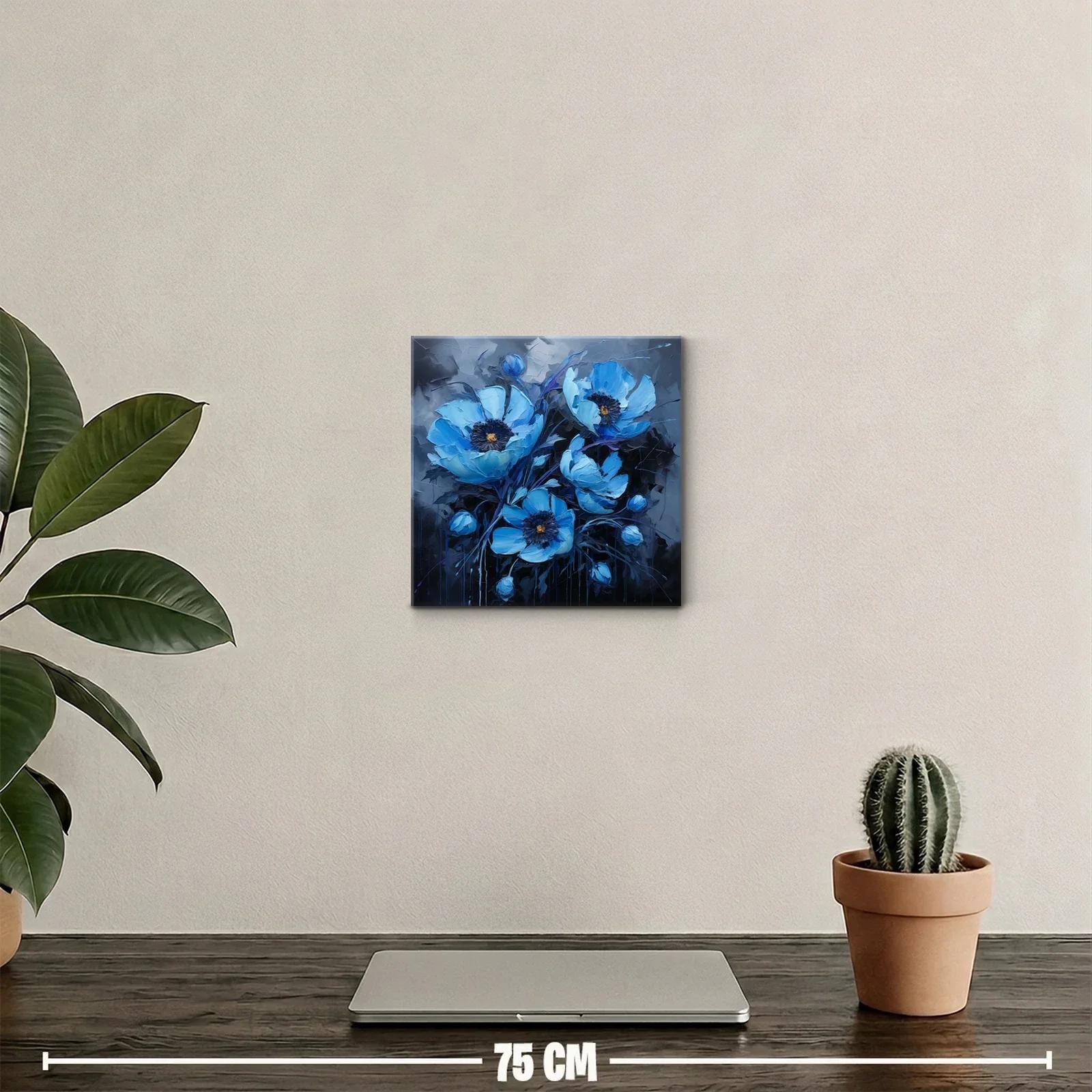 Cuadro decorativo con flores azules en atmósfera oscura — miniatura 2