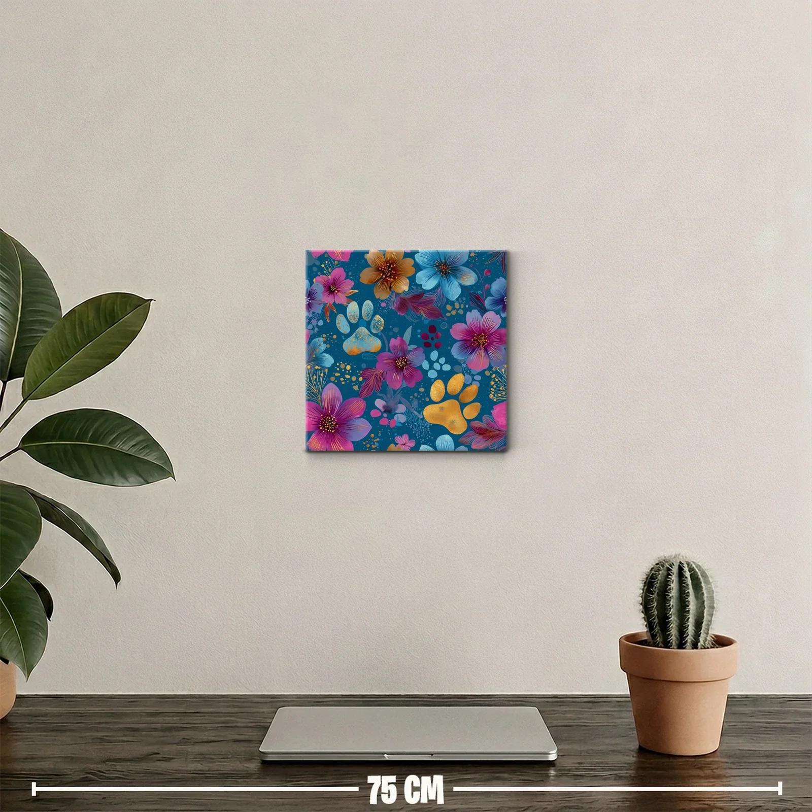 Arte decorativo con huellas y flores vibrantes en azul — miniatura 2