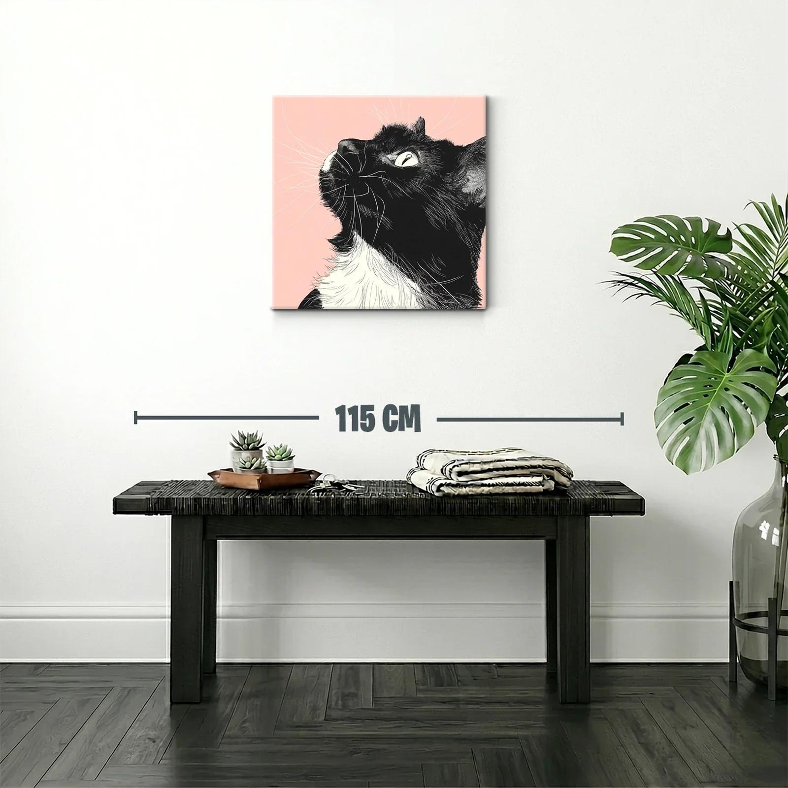 Retrato de gato negro y blanco con fondo rosa suave — miniatura 2