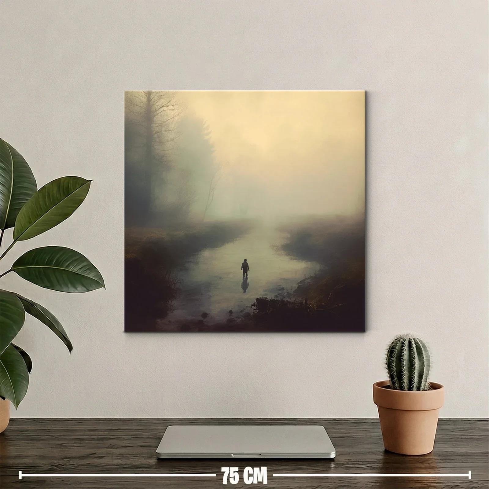 Paisaje nebuloso con figura solitaria en río tranquilo — miniatura 2