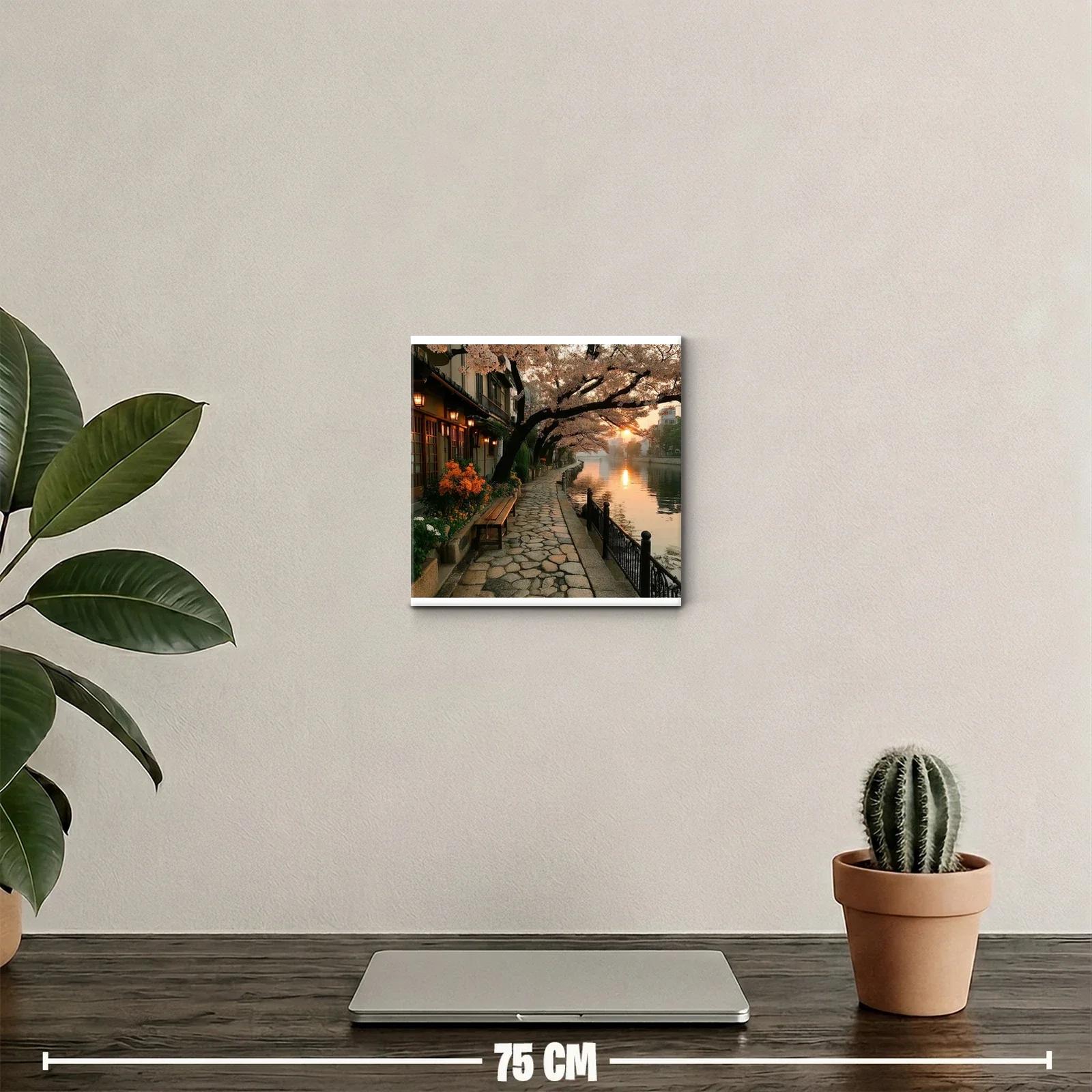 Camino junto al río al atardecer con cerezos en flor — miniatura 2