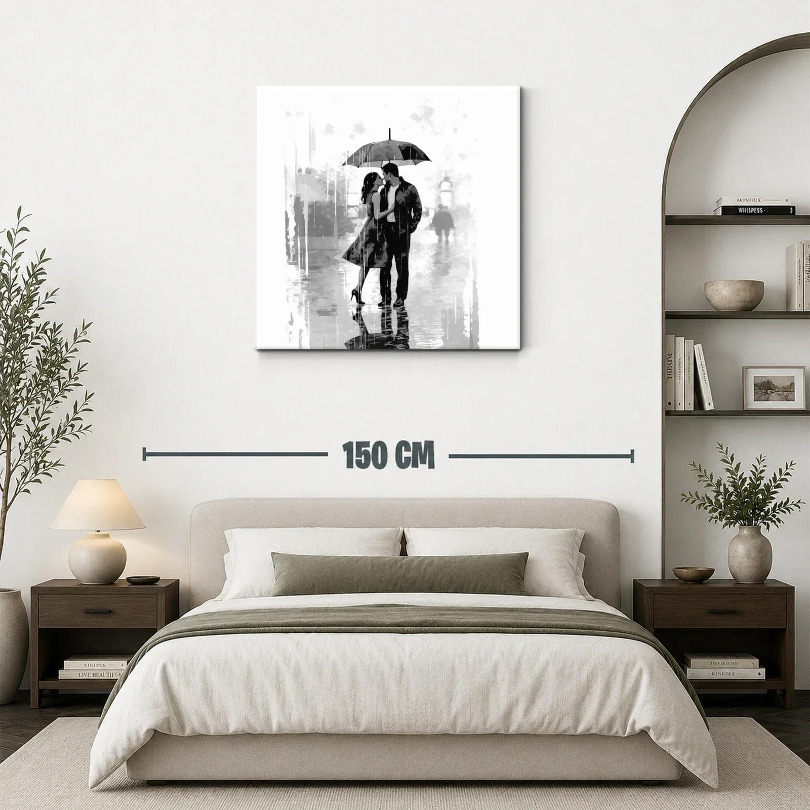 Pareja Bajo Lluvia Compartiendo un Momento Íntimo — miniatura 3