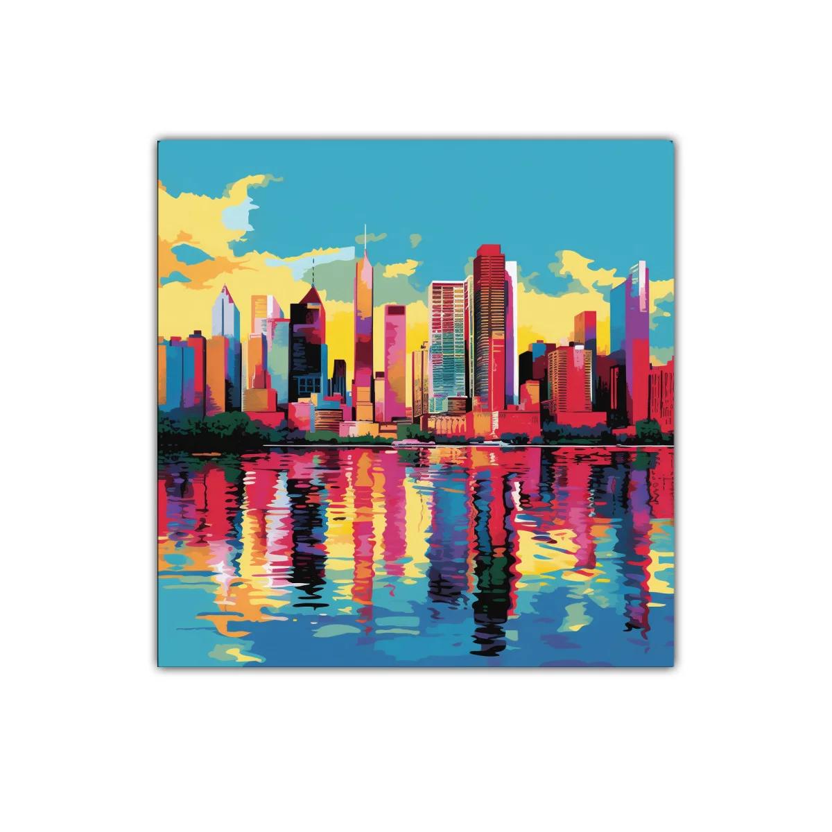 Ciudad vibrante con reflejos coloridos en el agua — imagen principal