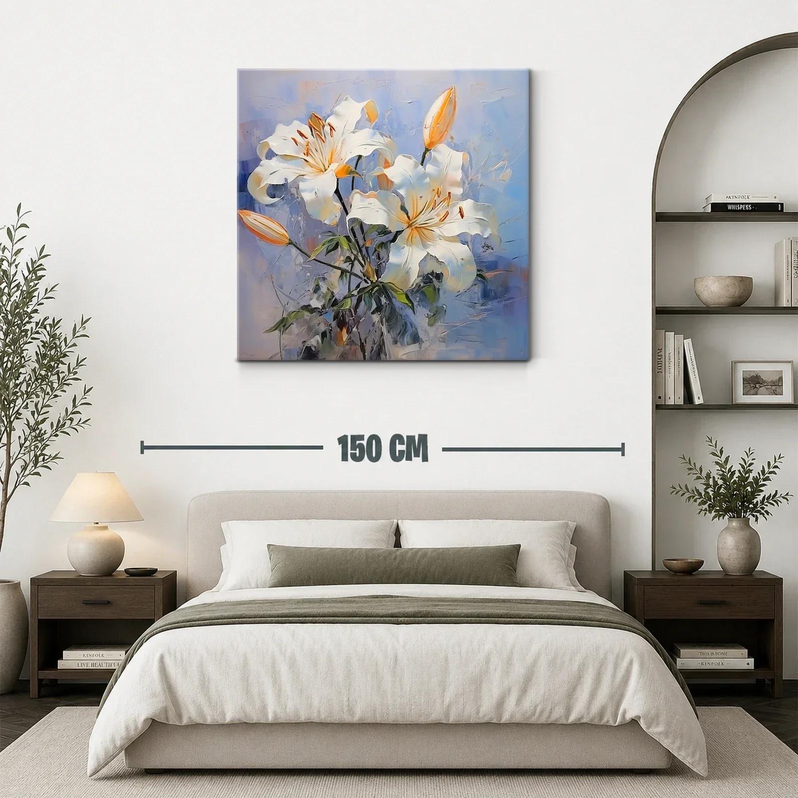 Flores blancas sobre fondo azul con detalles cálidos — miniatura 3