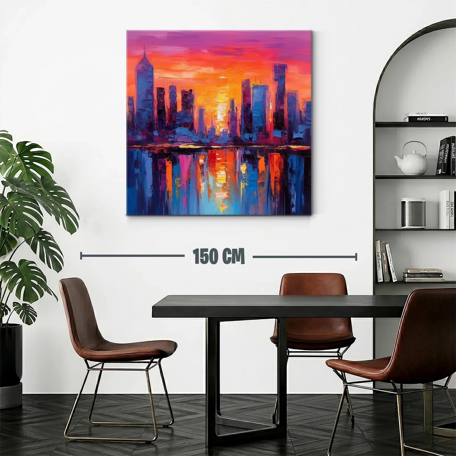 Atardecer vibrante sobre ciudad reflejada en agua — miniatura 2
