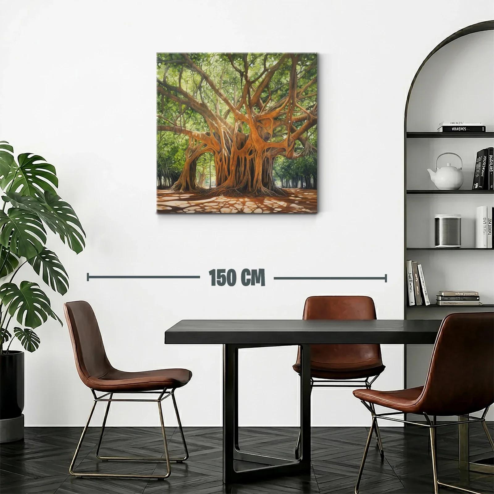 Majestuoso árbol con ramas entrelazadas y luz natural — miniatura 2