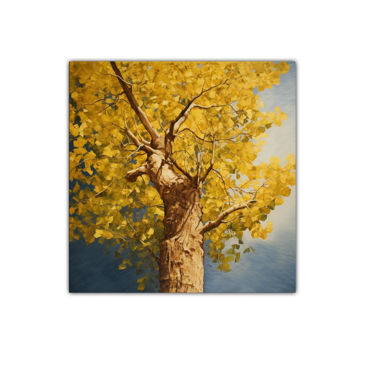 Árbol dorado bajo un cielo sereno