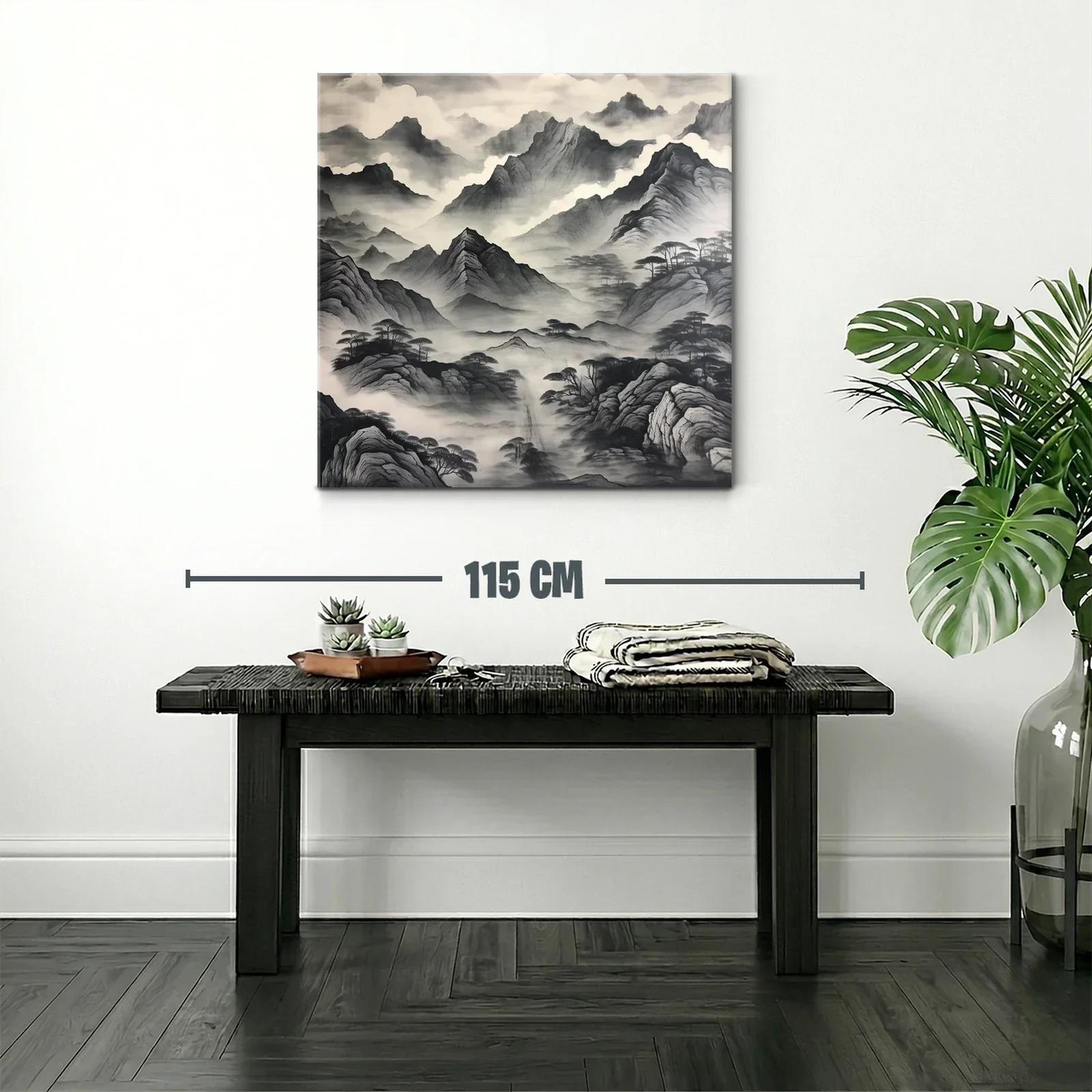 Paisaje de montañas entre niebla en tonos grises y negros — miniatura 2
