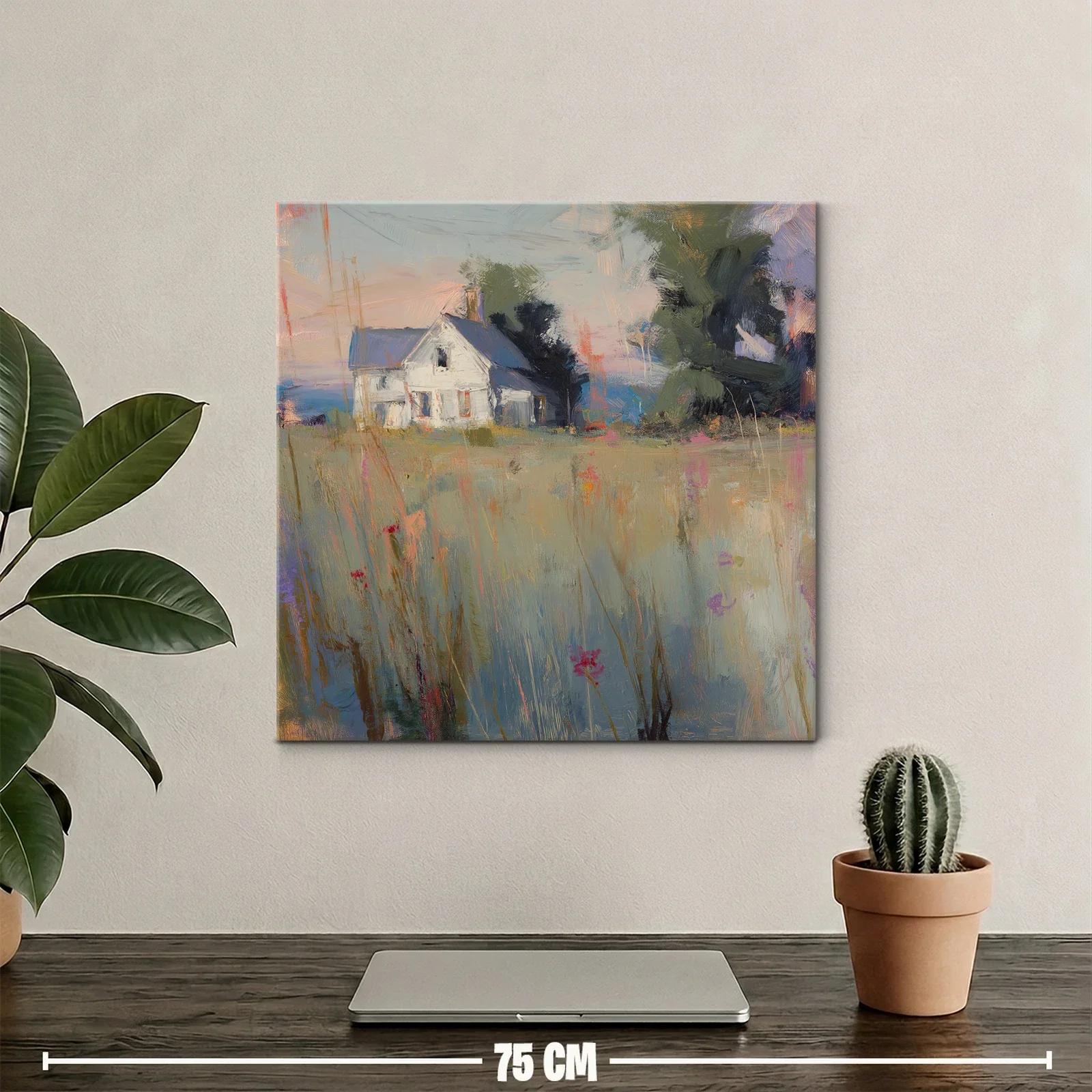 Paisaje campestre con casa blanca y pradera al atardecer — miniatura 2