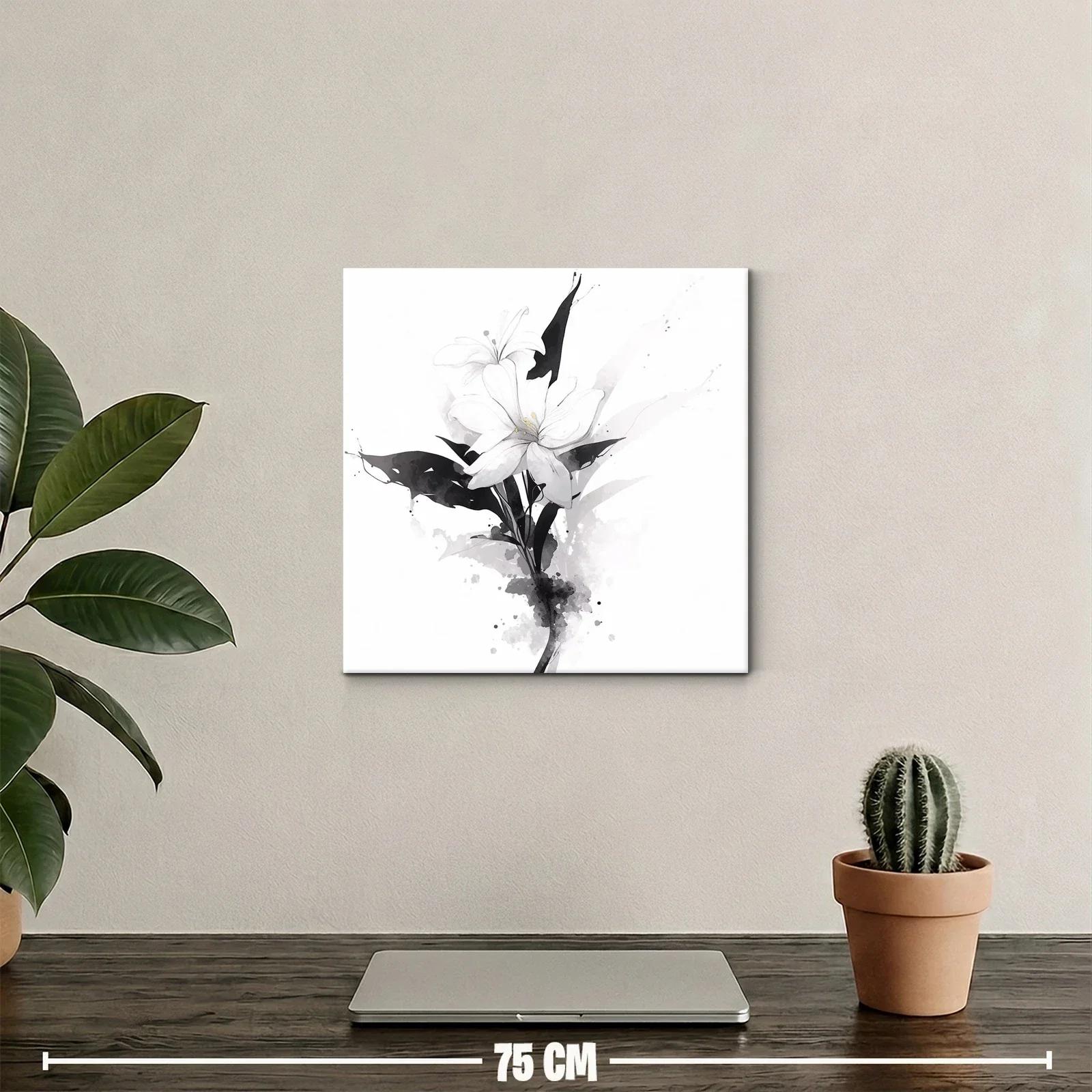 Flor blanca con toques de acuarela en tonos grises — miniatura 2