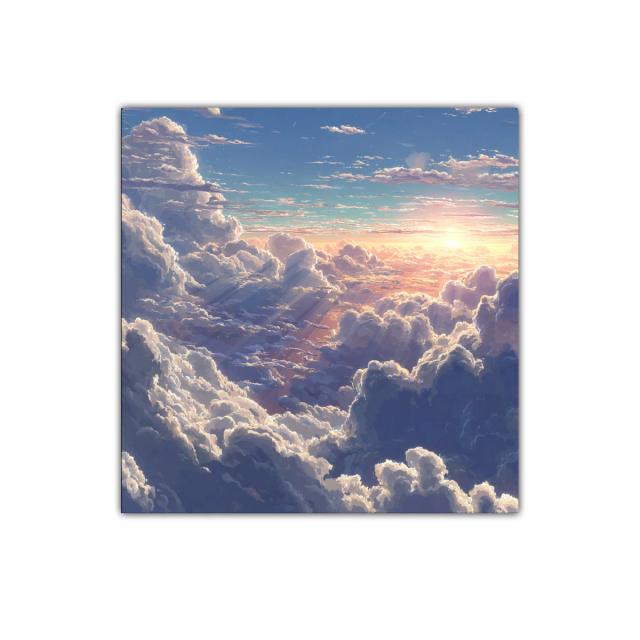 Atardecer entre nubes con luz dorada y cielo azul