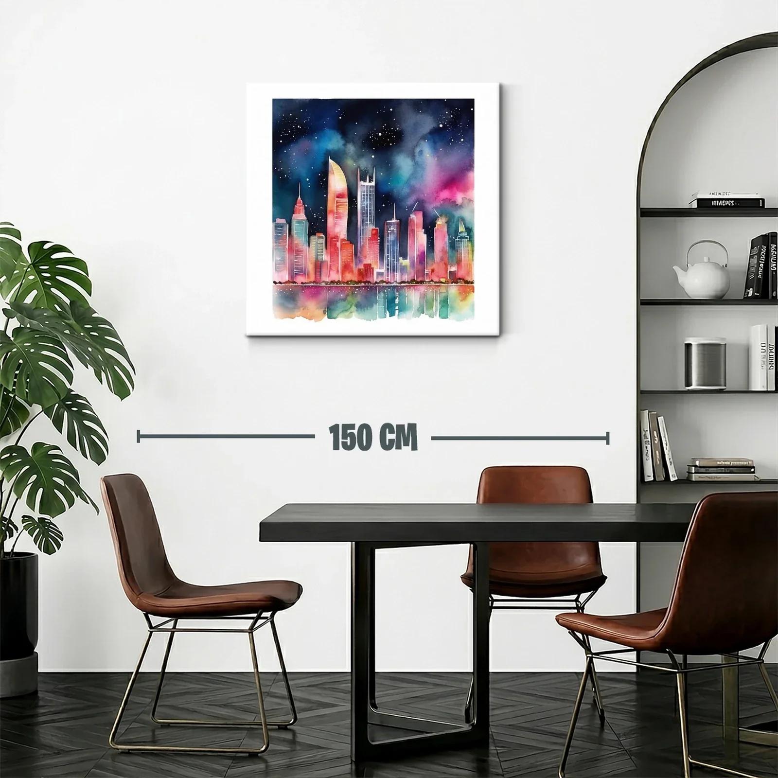Cielo nocturno vibrante sobre ciudad iluminada con reflejos — miniatura 2