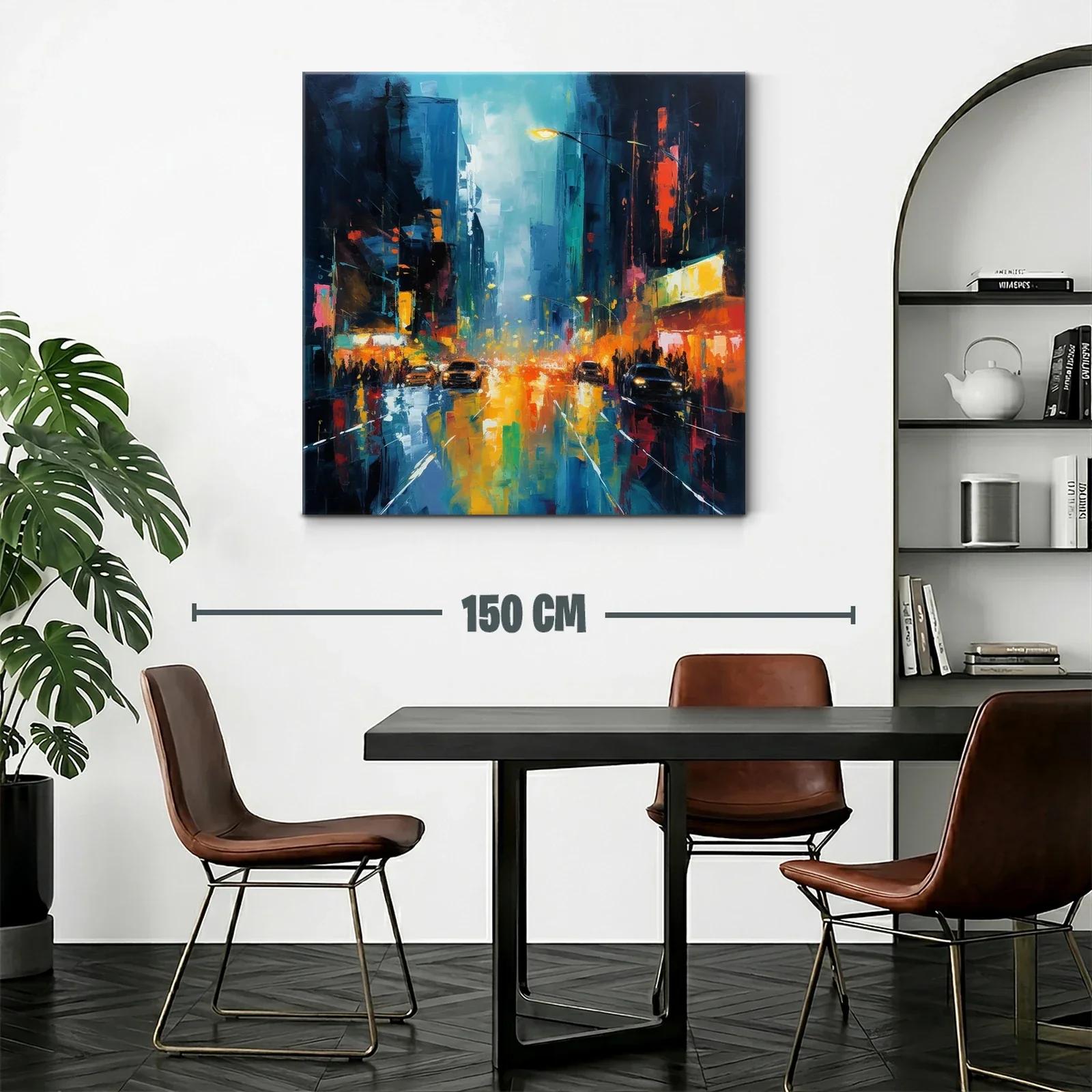 Ciudad nocturna iluminada con reflejos vibrantes de luz — miniatura 2