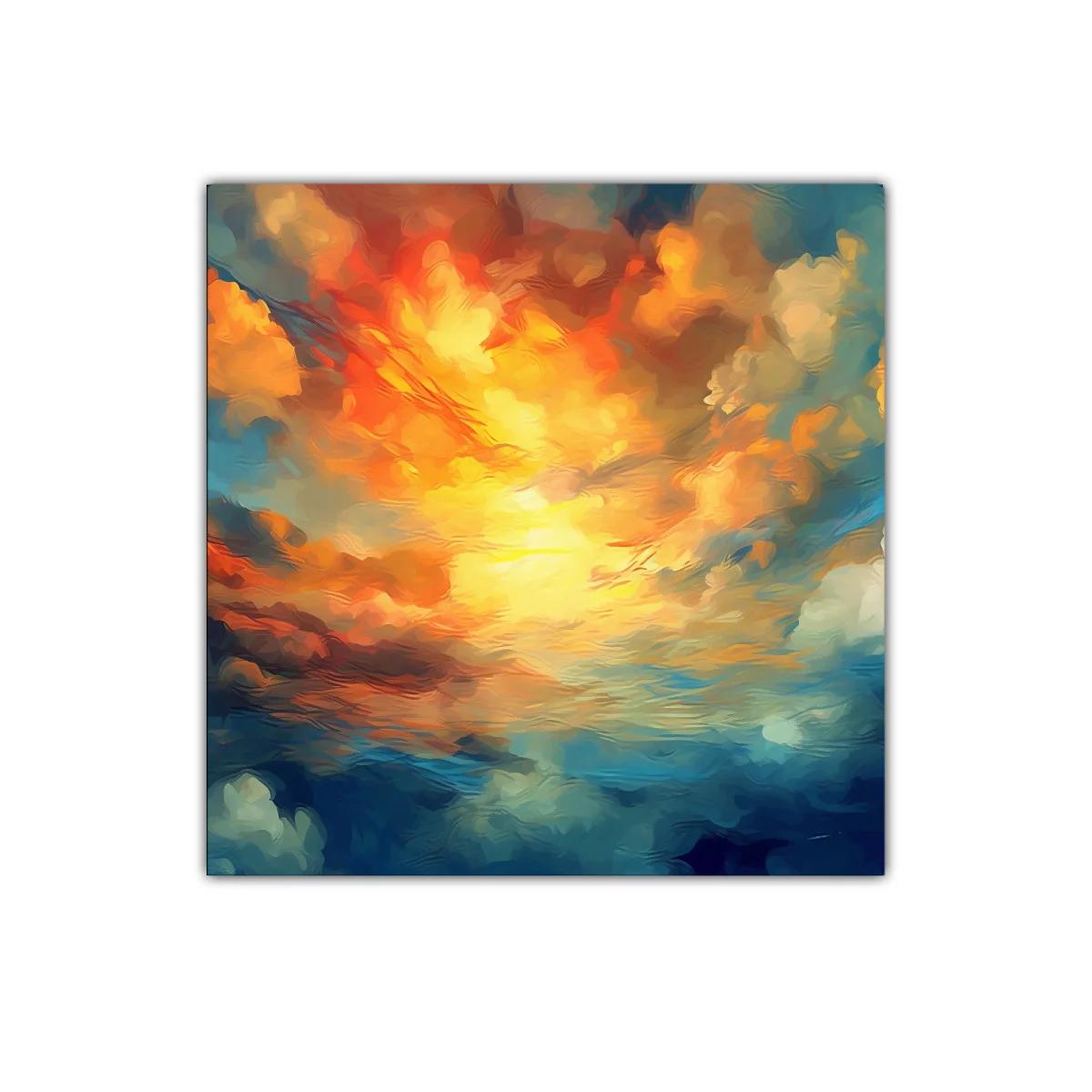 Atardecer vibrante con nubes iluminadas en tonos cálidos — imagen principal