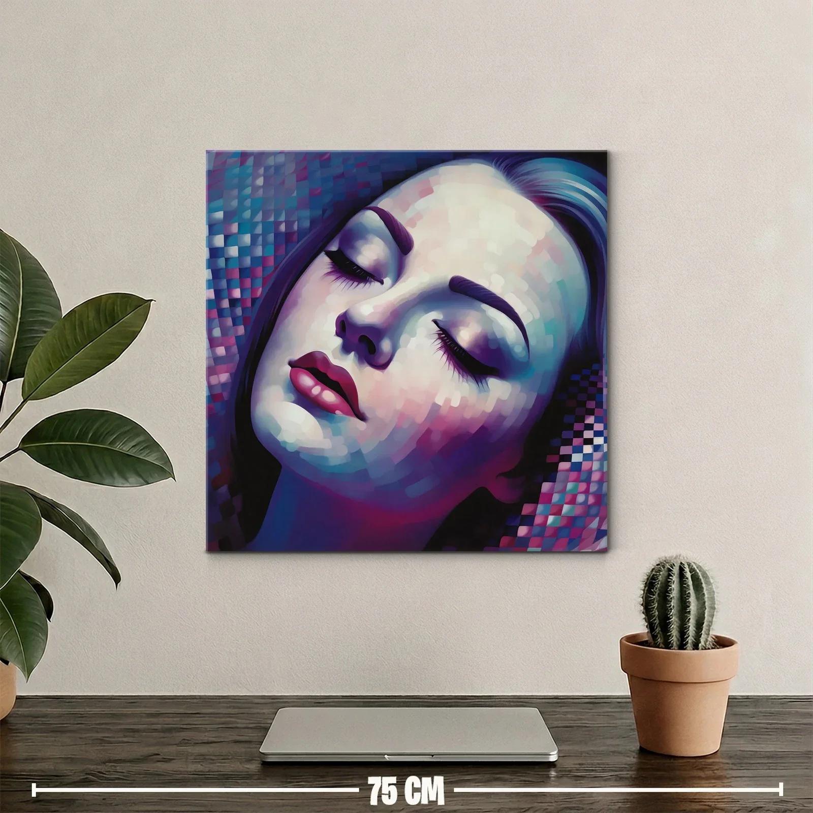 Rostro femenino en tonos violetas y azules suaves — miniatura 2